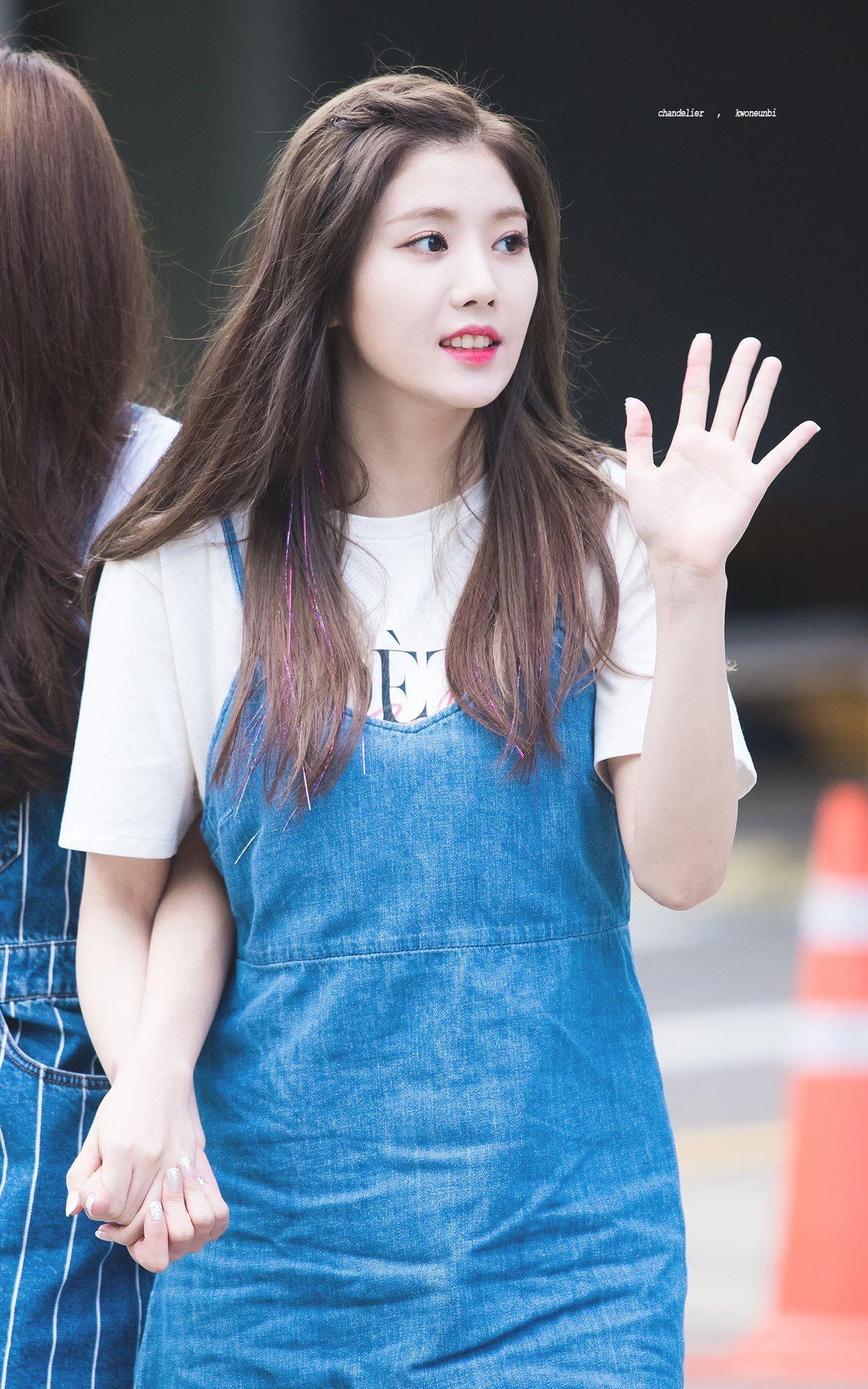 Kwon Eunbi. Kwon Eunbi (IZ*ONE)