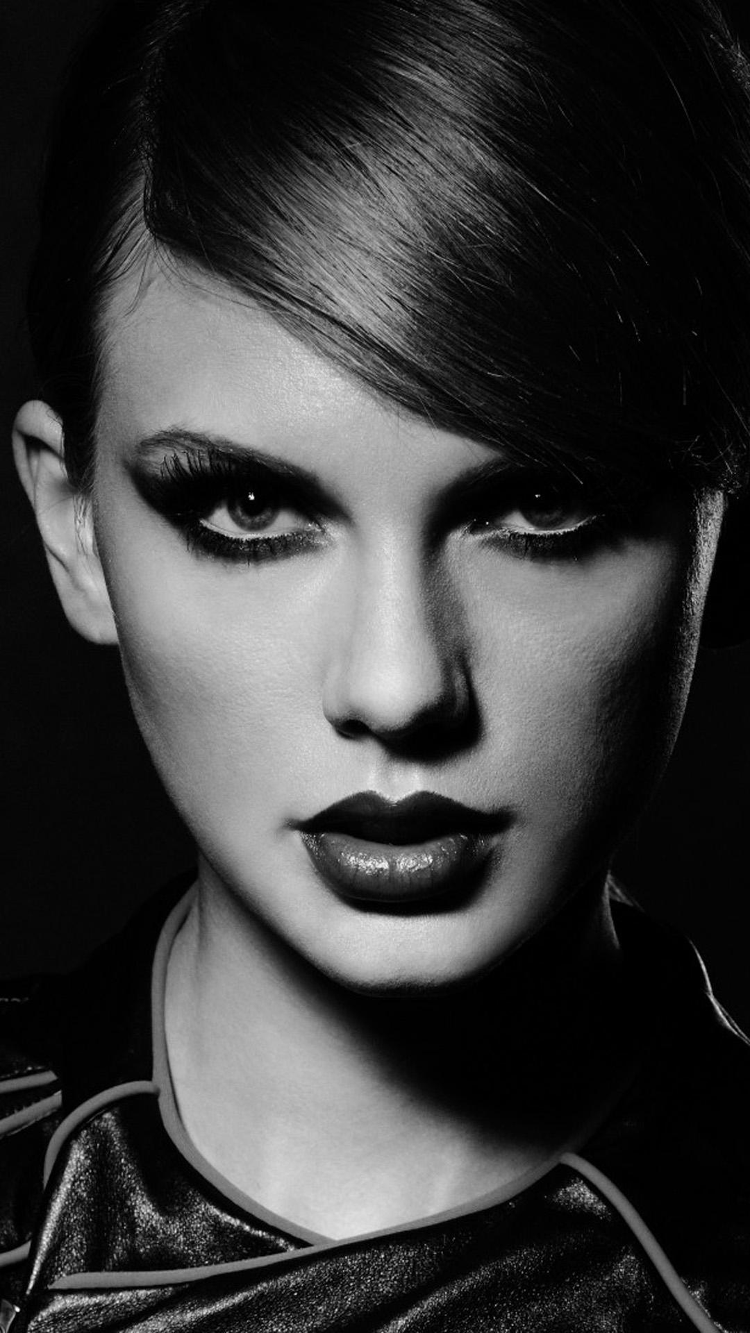 Taylor Swift Portrait Black & White Free 4K Ultra HD Mobile Wallpaper