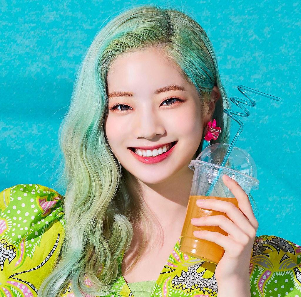 The World's Best Photo of dahyun Hive Mind