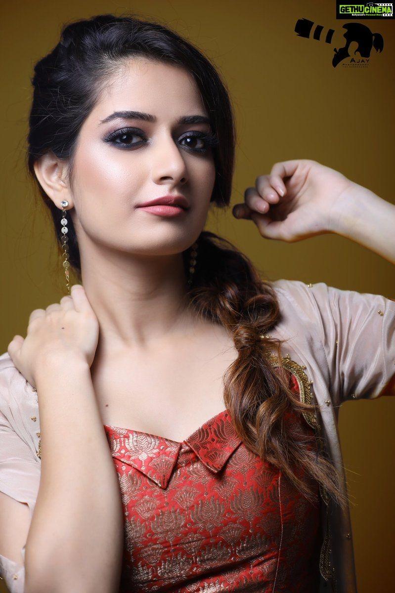 Garuda Actress Ashika Ranganath Latest Cute HD Gallery. Beauty