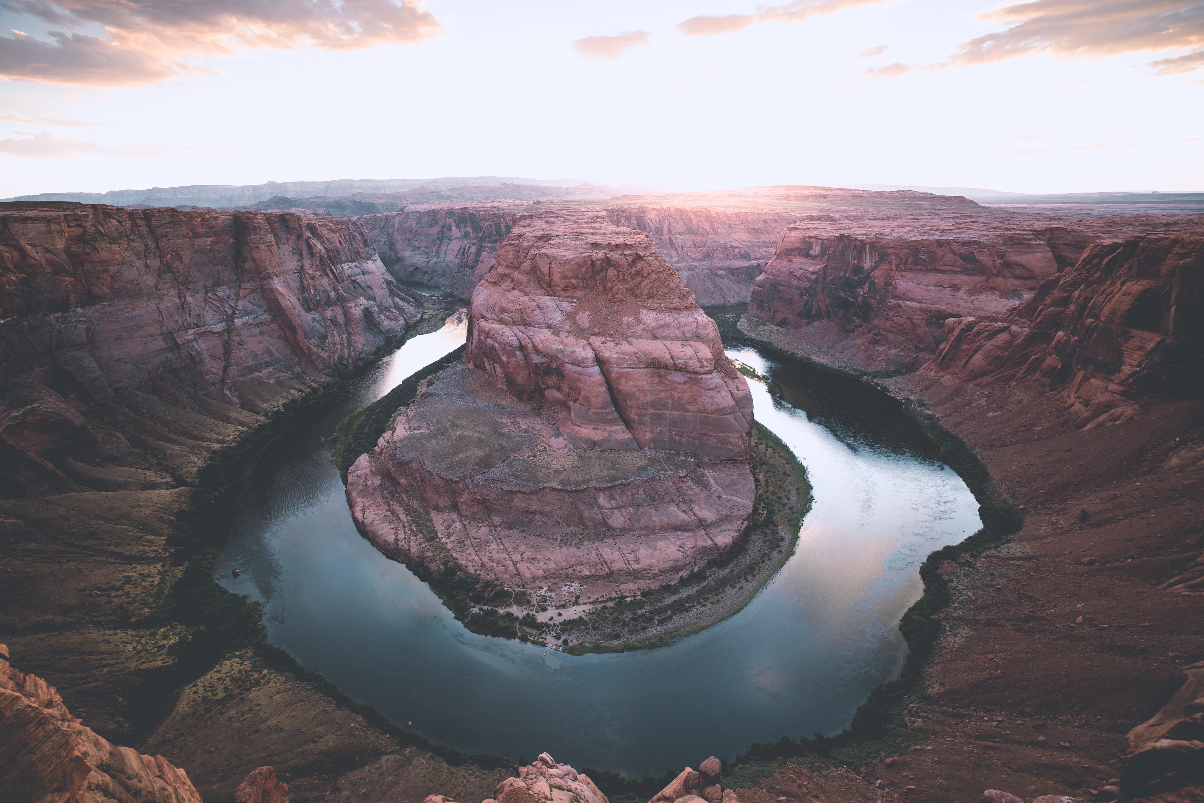 Wallpaper Weekends: Horseshoe Bend for Mac, iPad, iPhone and Apple Watch