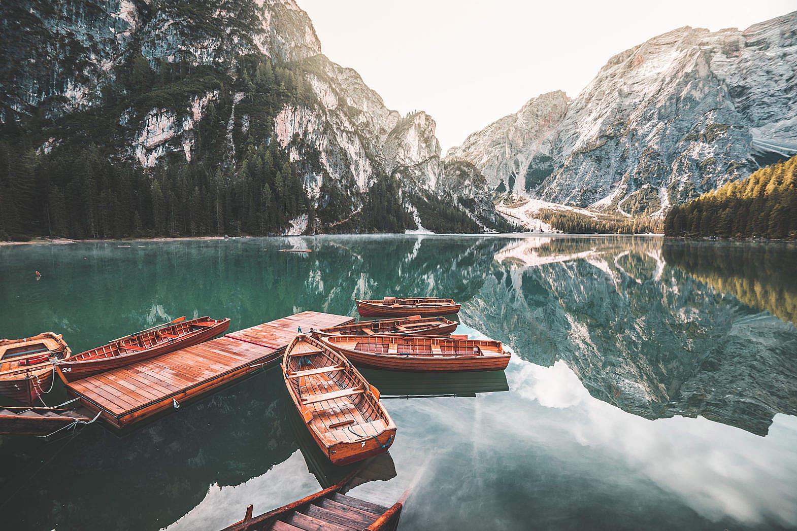 Lake Braies Wallpapers - Wallpaper Cave