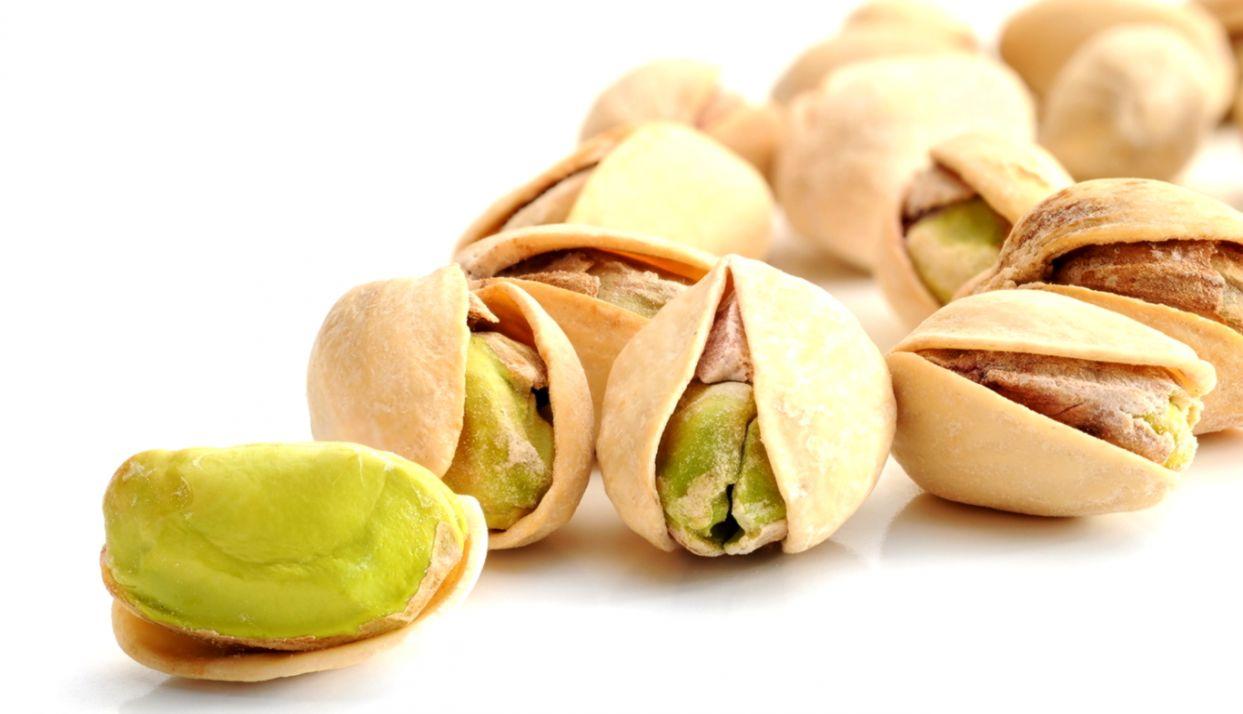 Pistachio Nuts HD Wallpaper