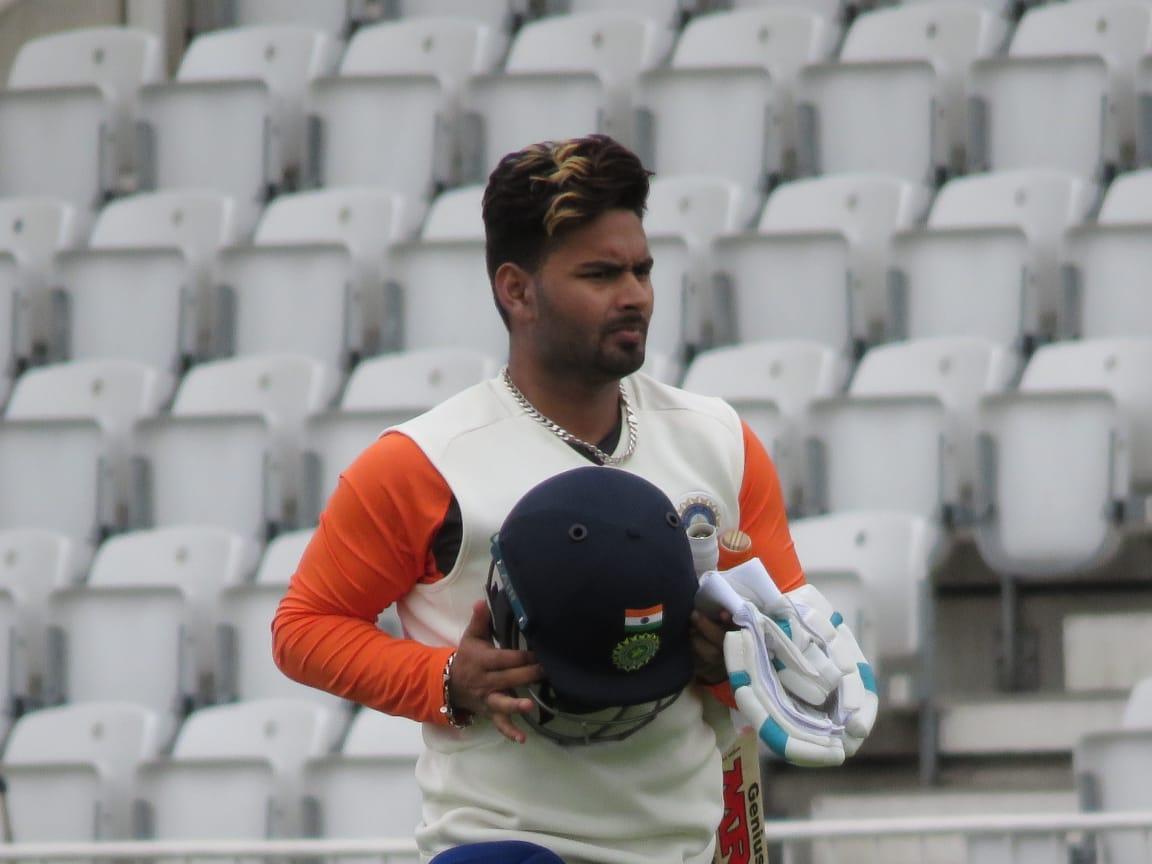 Rishabh Pant Likey Replace This Player In limited overs squad