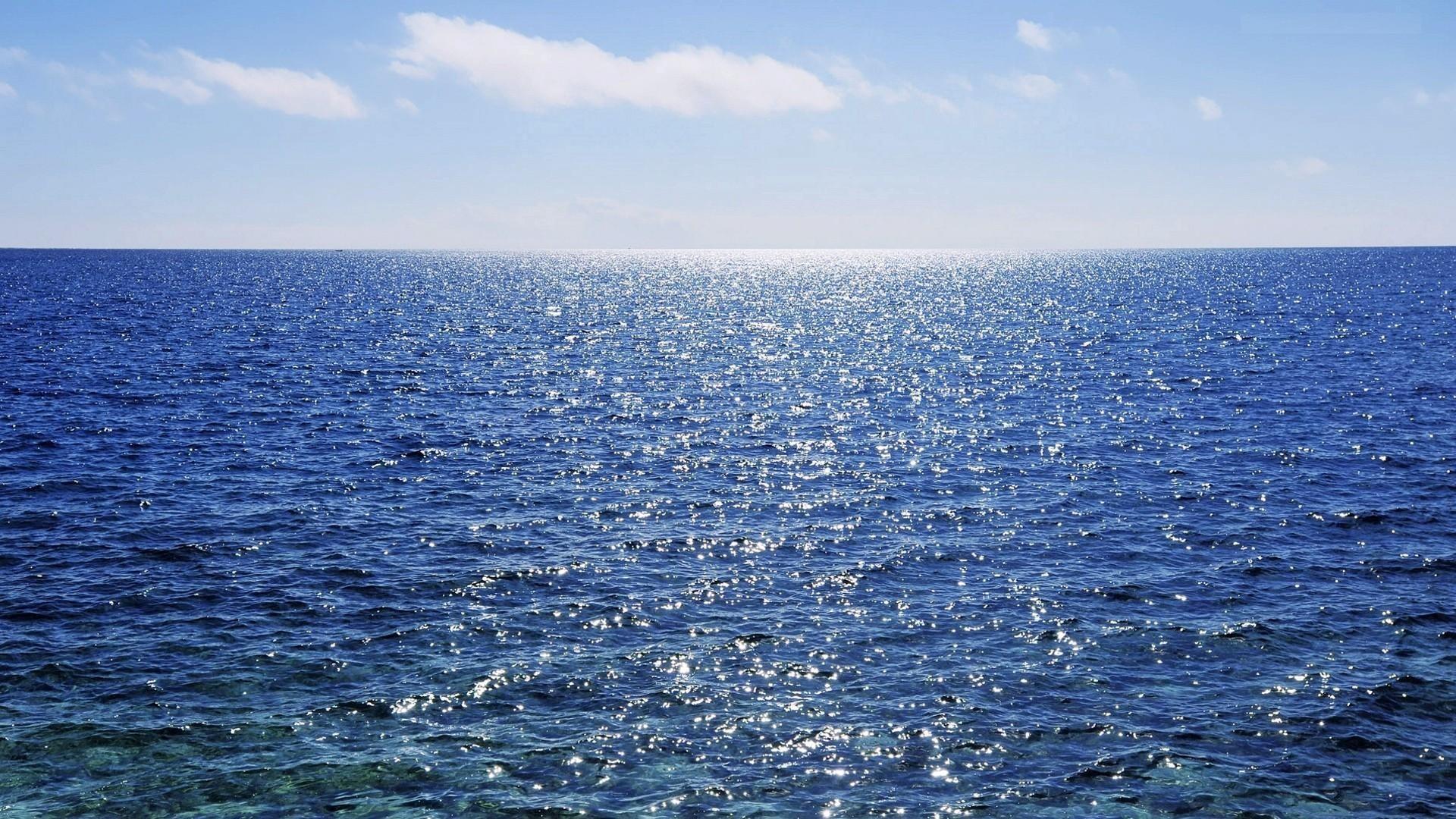 Download Beautiful Blue Sea Wallpaper HD Wallpaper [1920x1080]