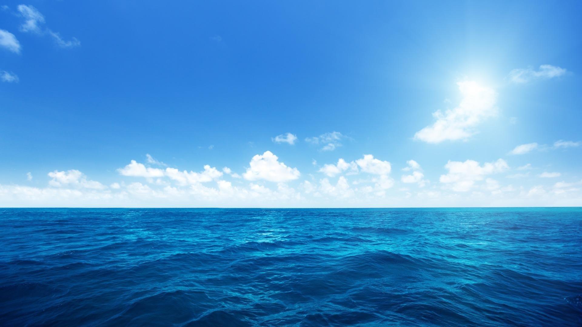 Blue Sea and Sky HD Wallpaper