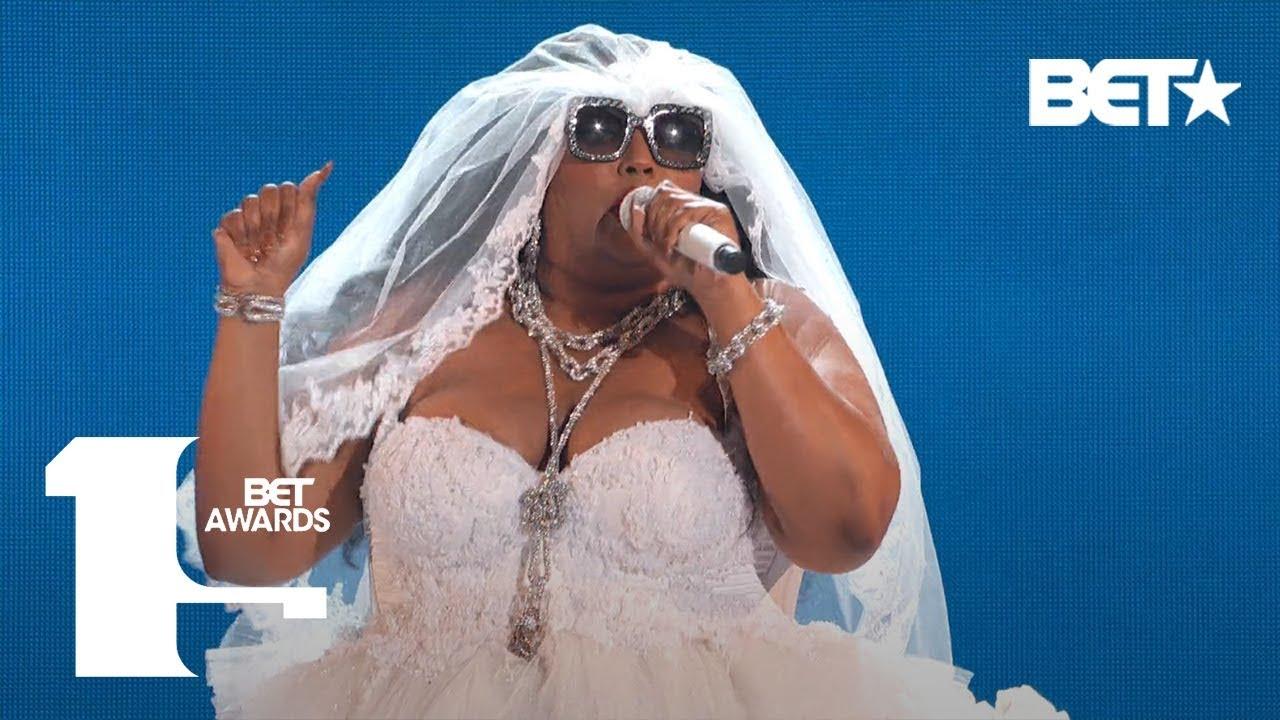 Lizzo Performs Truth Hurts at BET Awards