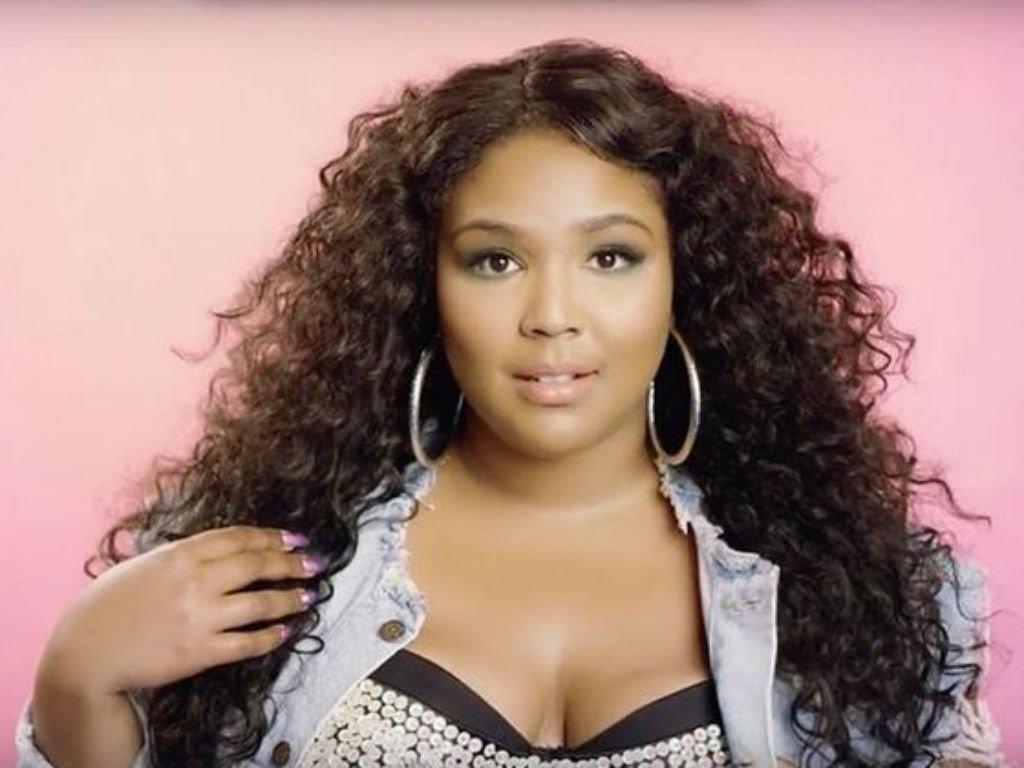 Lizzo Gives Show Stopping Performance Of Truth Hurts At BET Awards