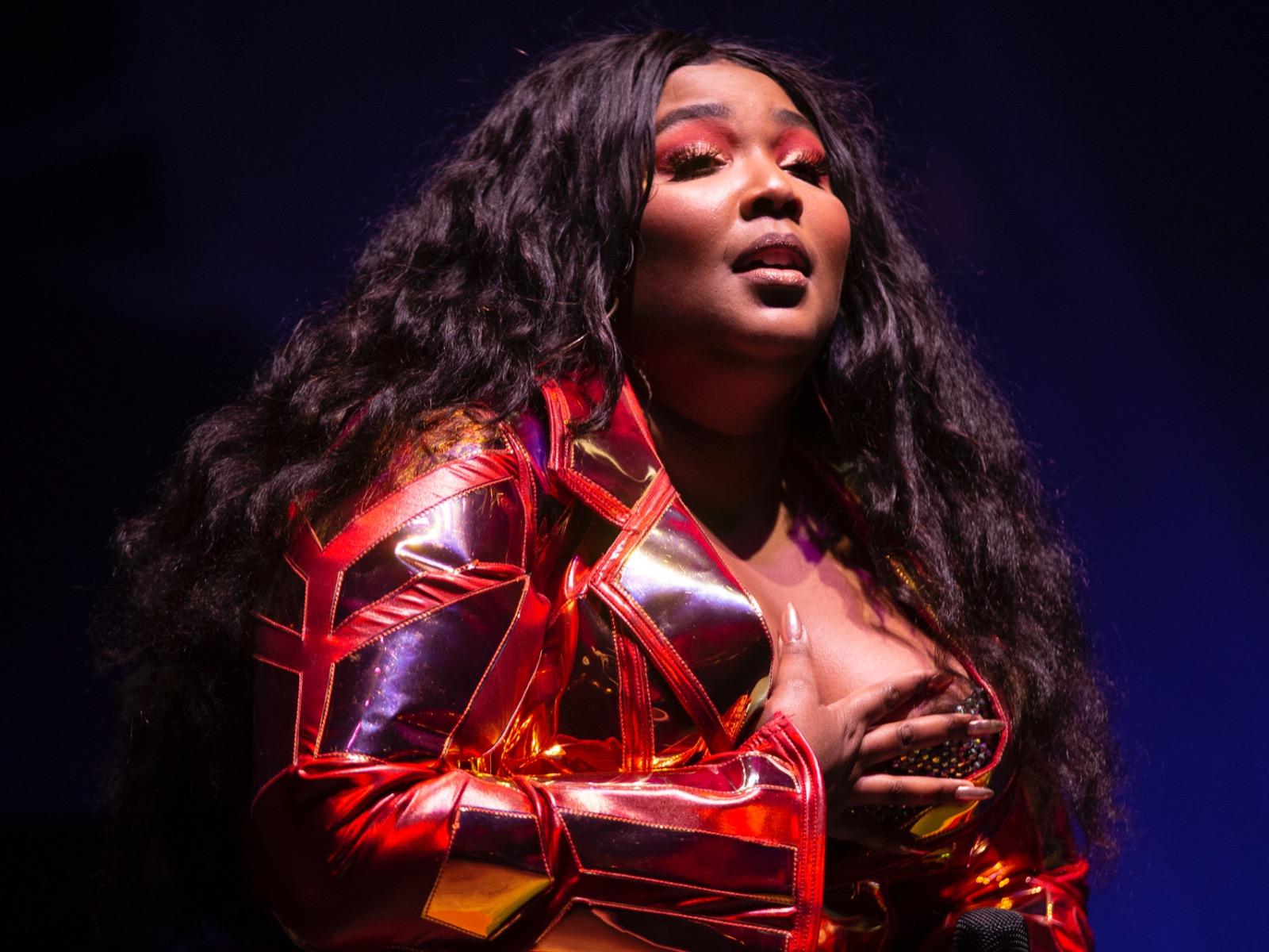 Lizzo triumphed over a tumultuous Summerfest night