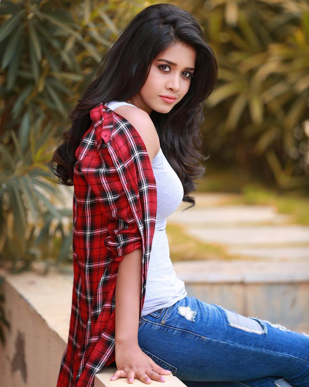 Nabha Natesh Image
