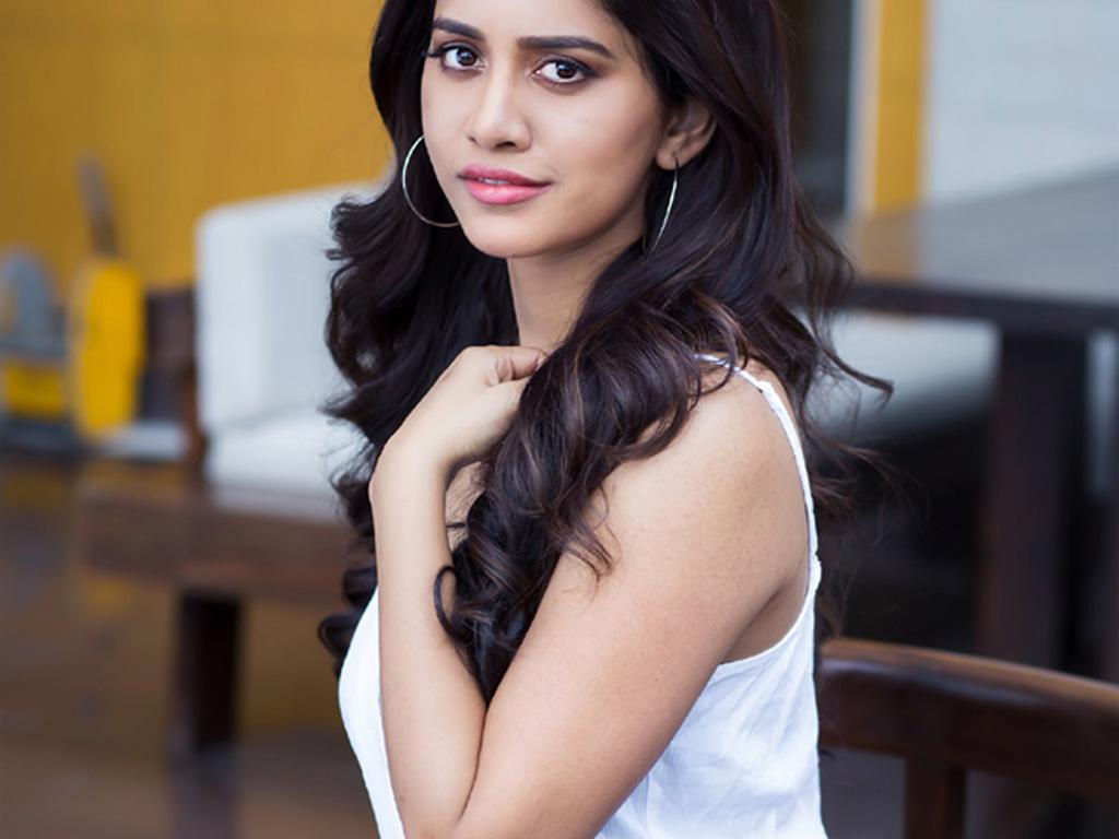 Nabha Natesh Wallpapers - Wallpaper Cave