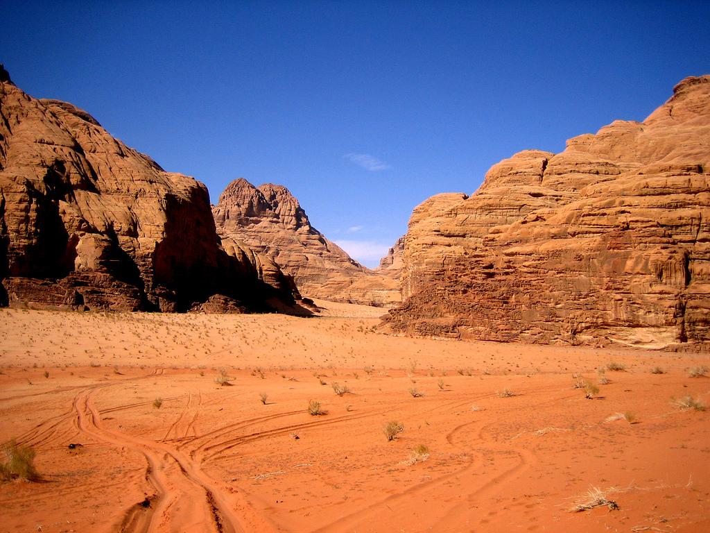 Wadi Rum Sandstones Wallpaper