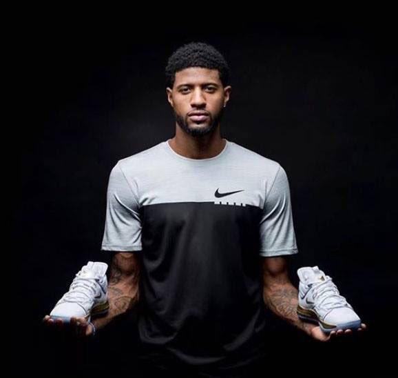 Download Paul George Clippers Black And White Wallpaper