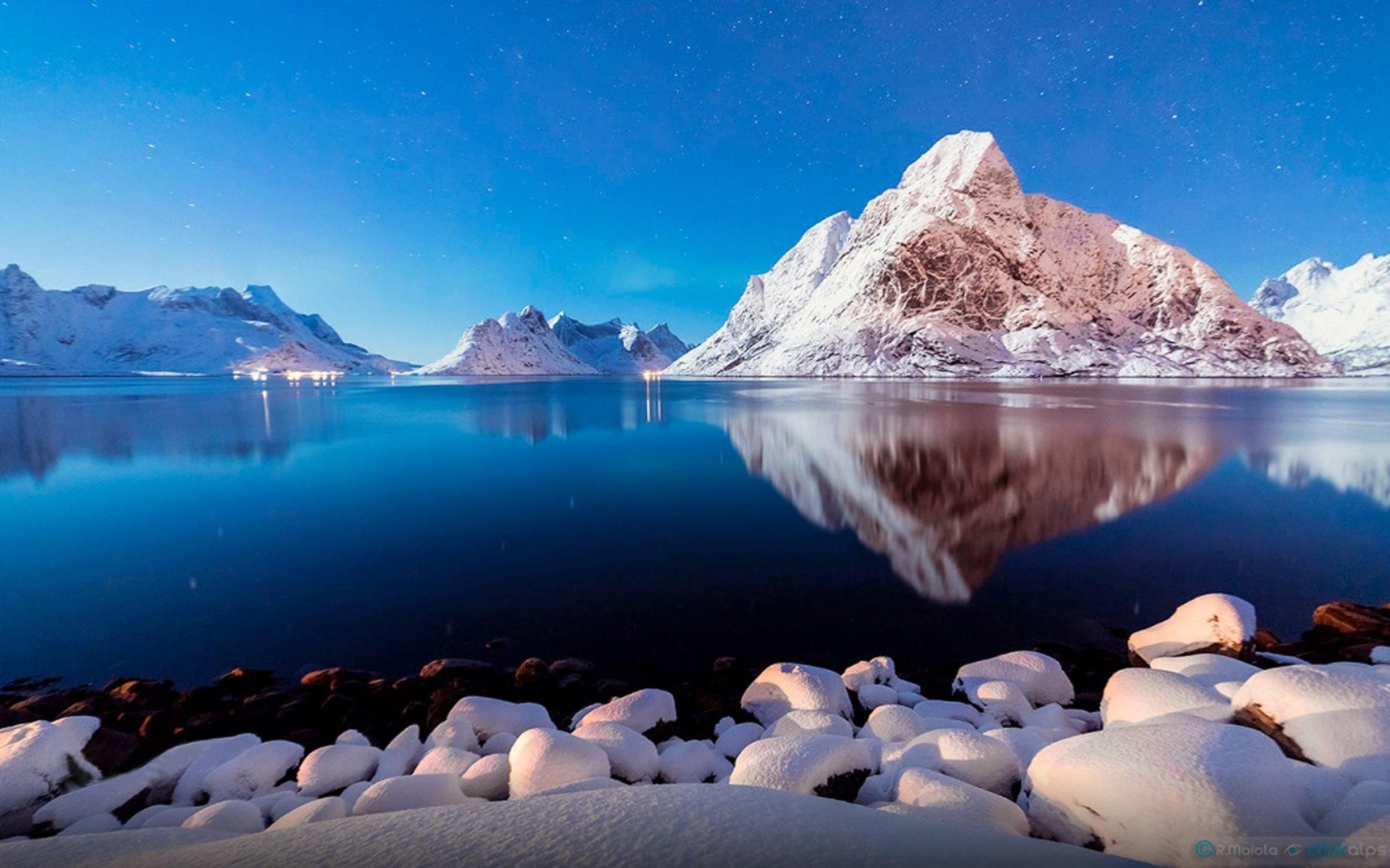 Winter Peaceful Lake Shore Stones Snow Mountains Blue Reflection in Water HD wallpaper