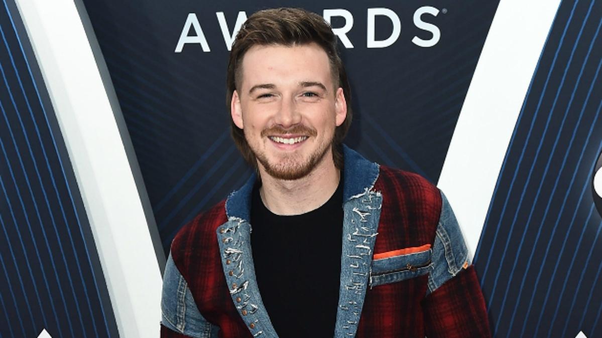 Morgan Wallen puts on his Whiskey Glasses for what looks like his
