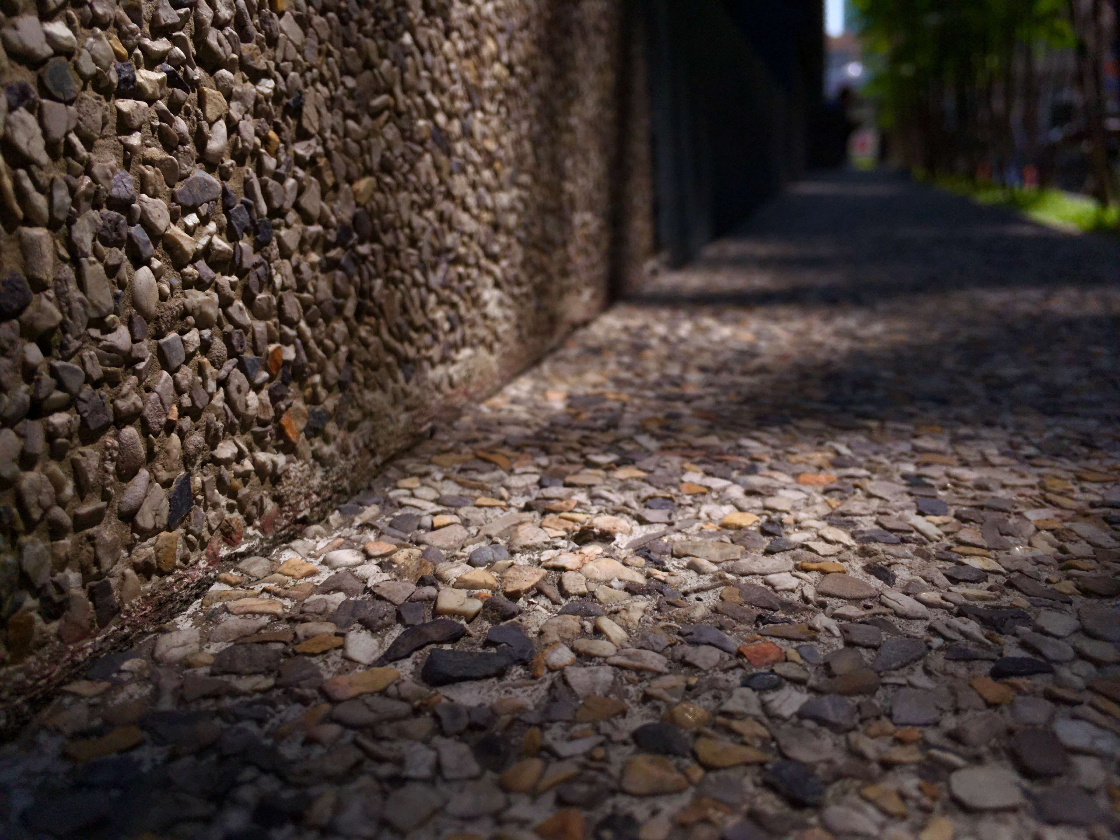 a faint light, path, rocky road, shade, stones, the wall 4k