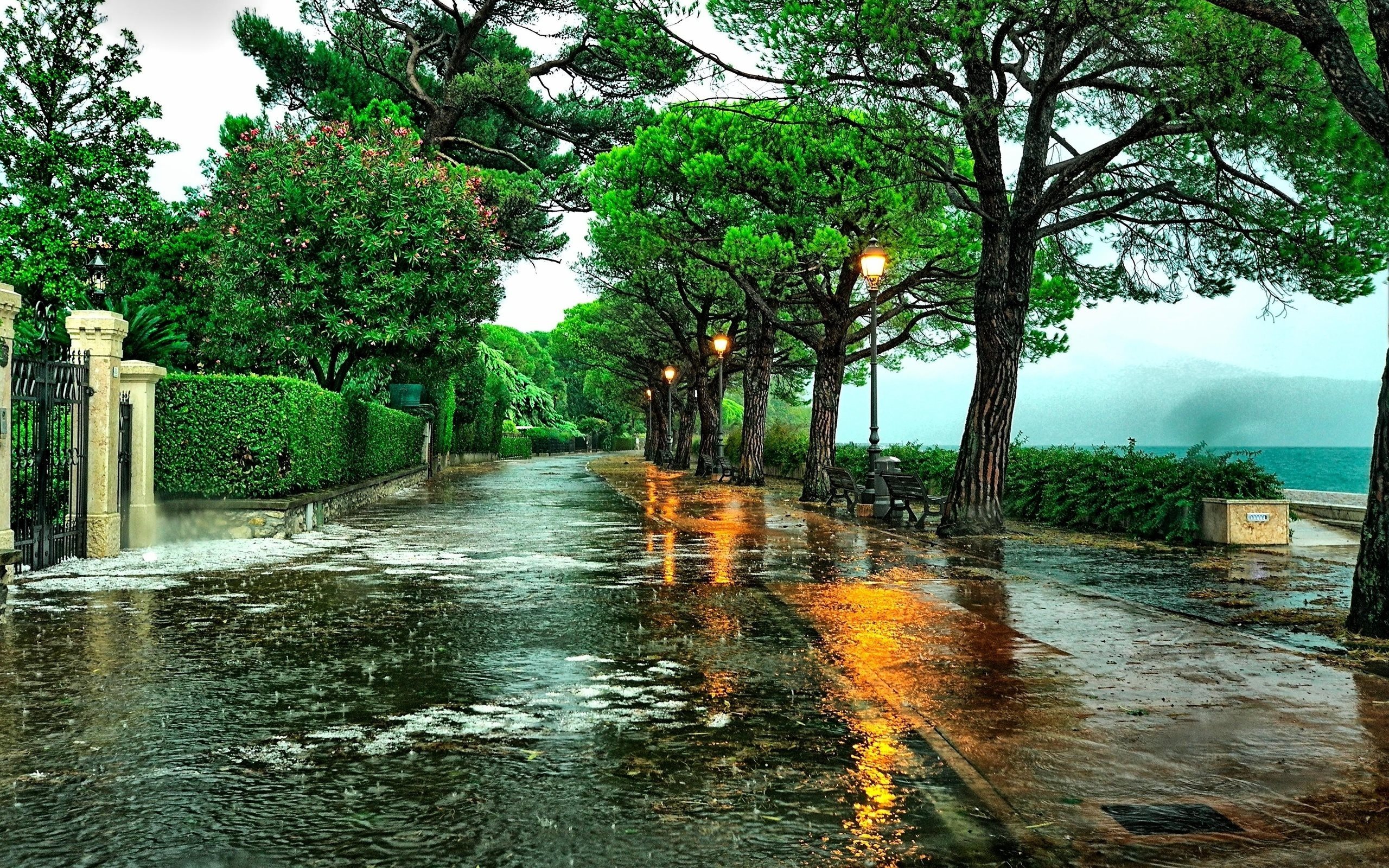 Download wallpaper Maderno, park, rain, summer, walkway, Italy
