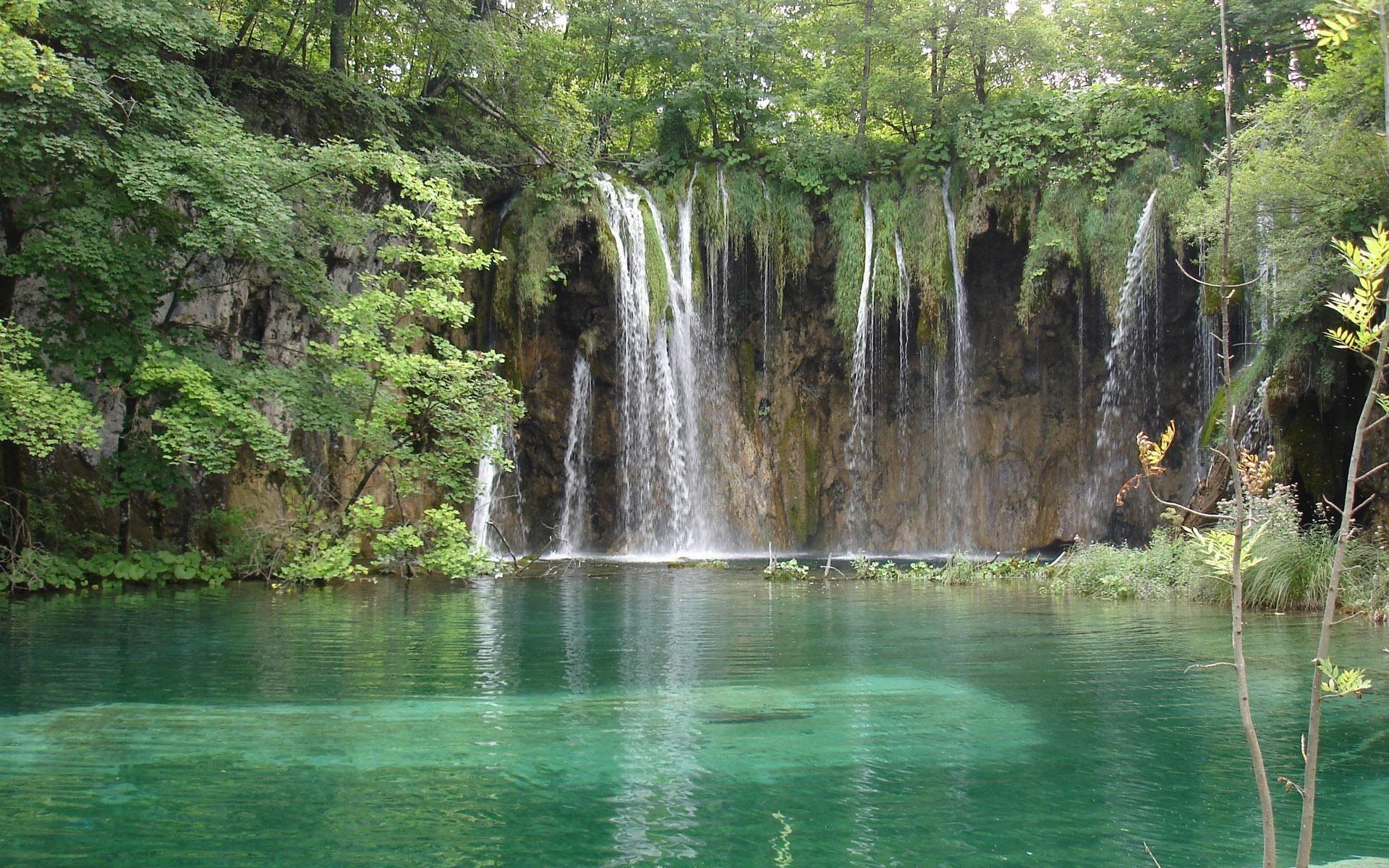 It's a very wonderful waterfall,. Beautiful Nature. Waterfall