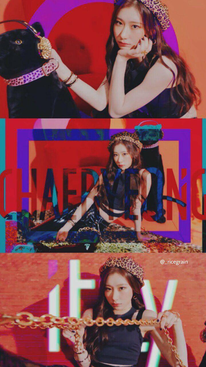 ITZY #wallpaper #Chaeryeong. Itzy Chaeryeong. Yu na, Lock