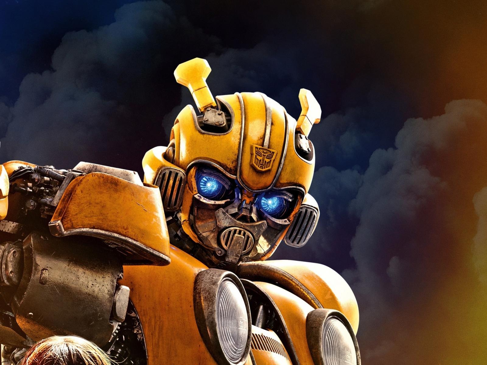 Download 1600x1200 wallpaper bumblebee, transformers, 2018 movie