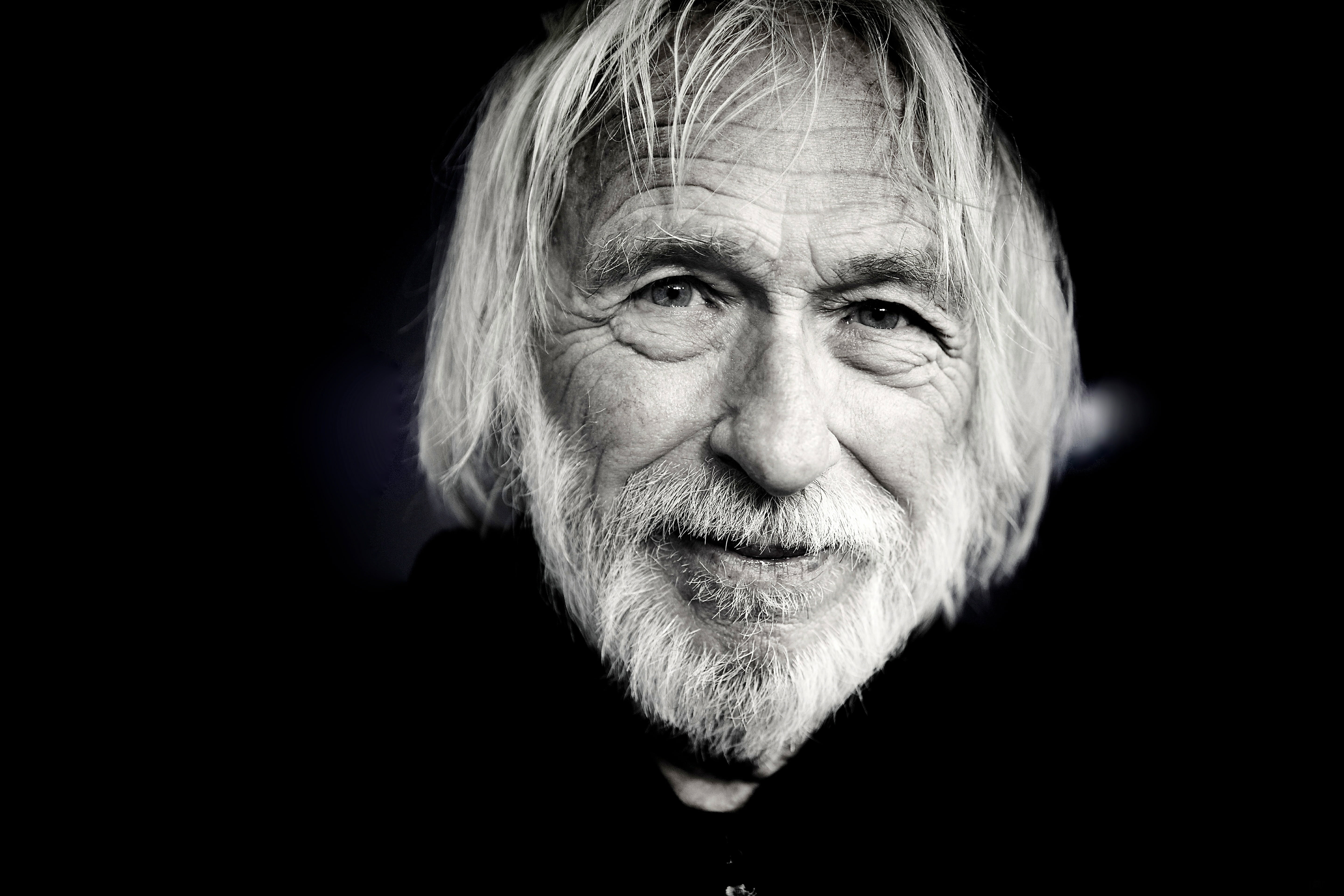 Grayscale photo of beard man HD wallpaper