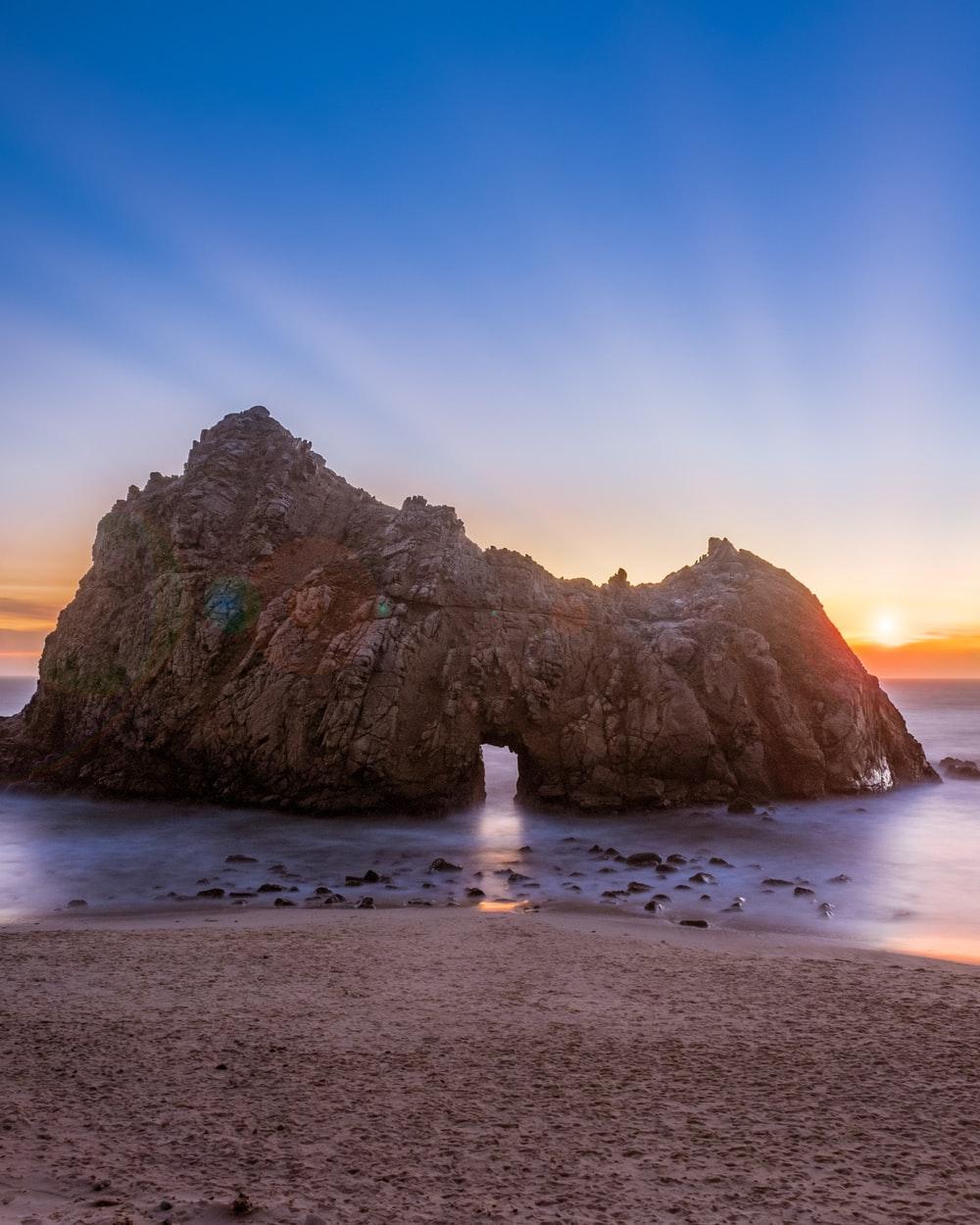 Keyhole Arch At Pfeiffer Beach, Big Sur, United States Picture