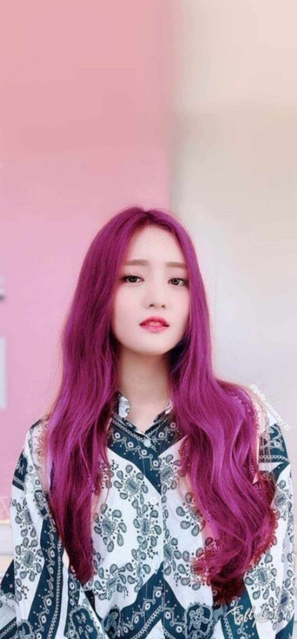 Minnie With Purple Hair / Wallpaper. (G)I DLE (여자)아이들 Amino