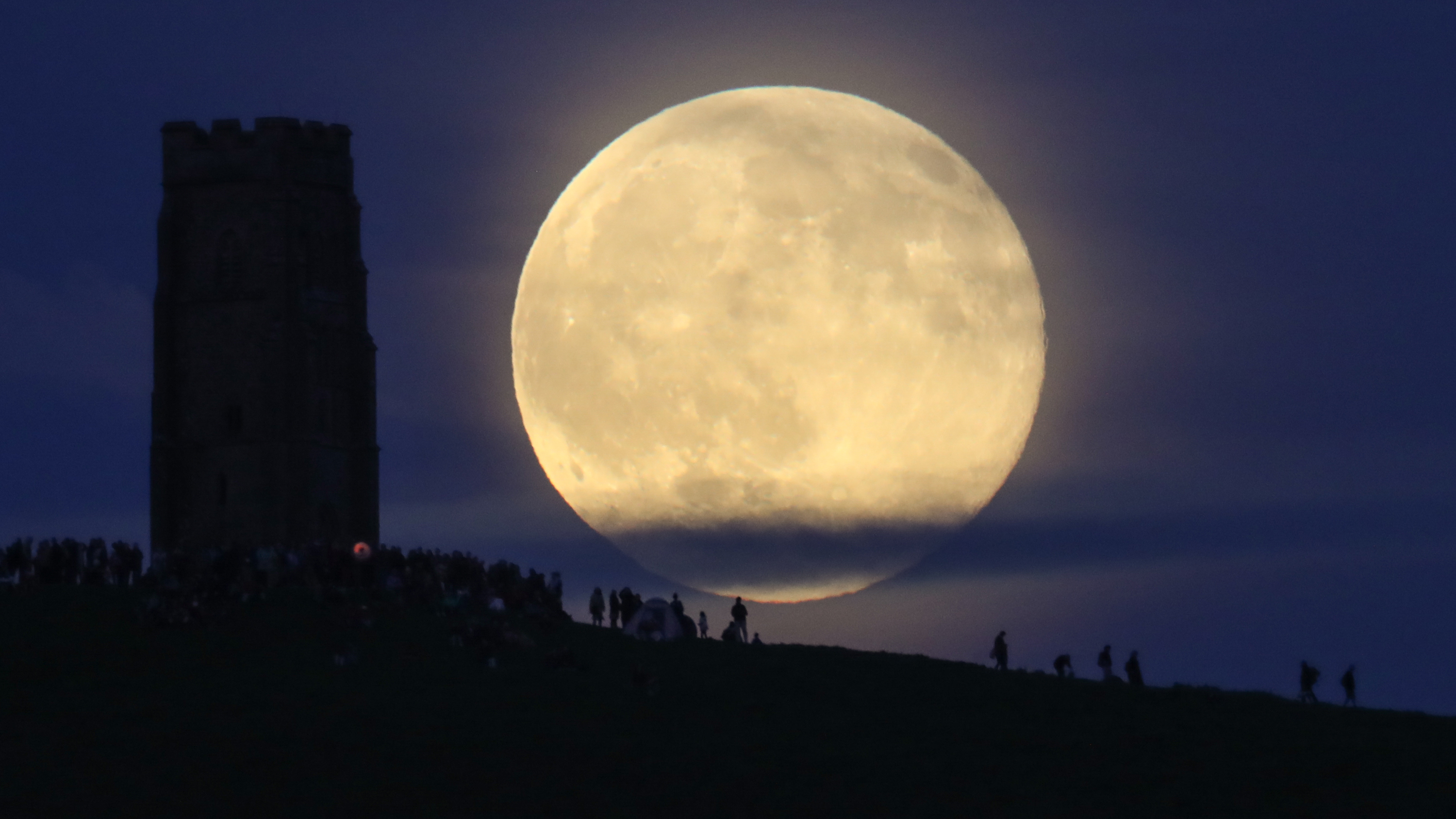 Strawberry Moon 2019: Best times to watch and a special viewing