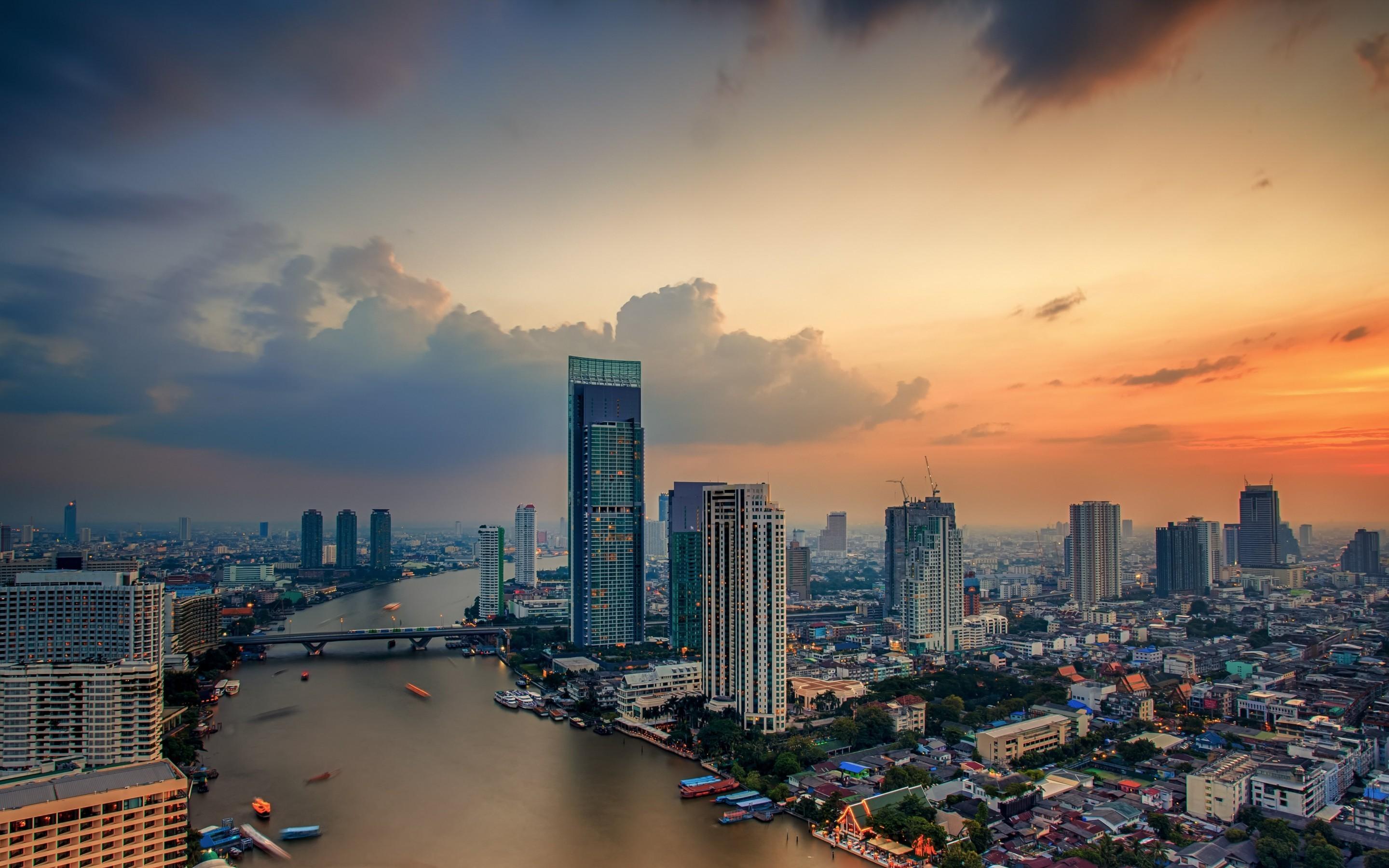 Download 2880x1800 Thailand, Bangkok, Buildings, Cityscape, Clouds