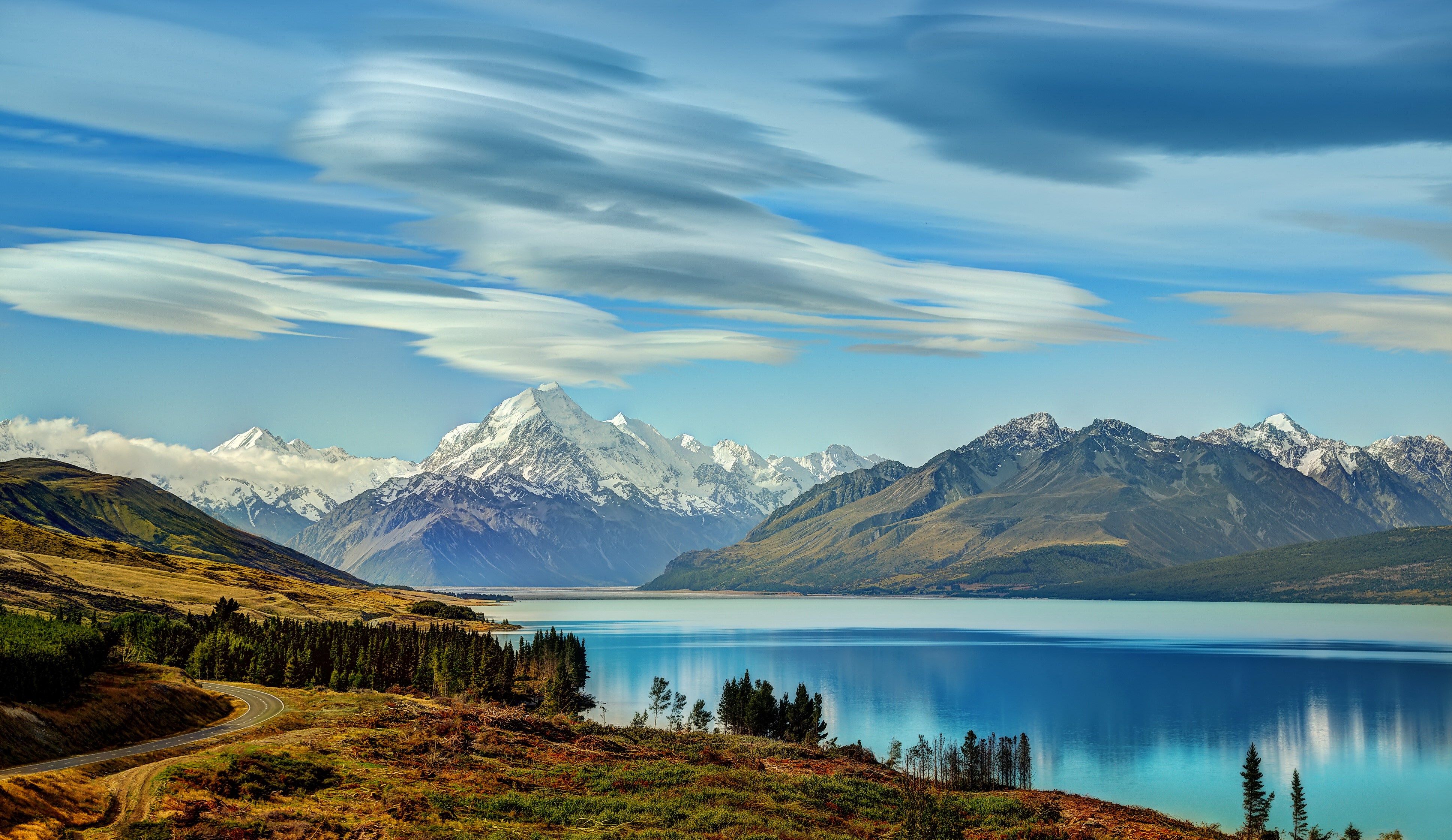 Lake New Zealand Mountains Wallpaper [3872x2241]