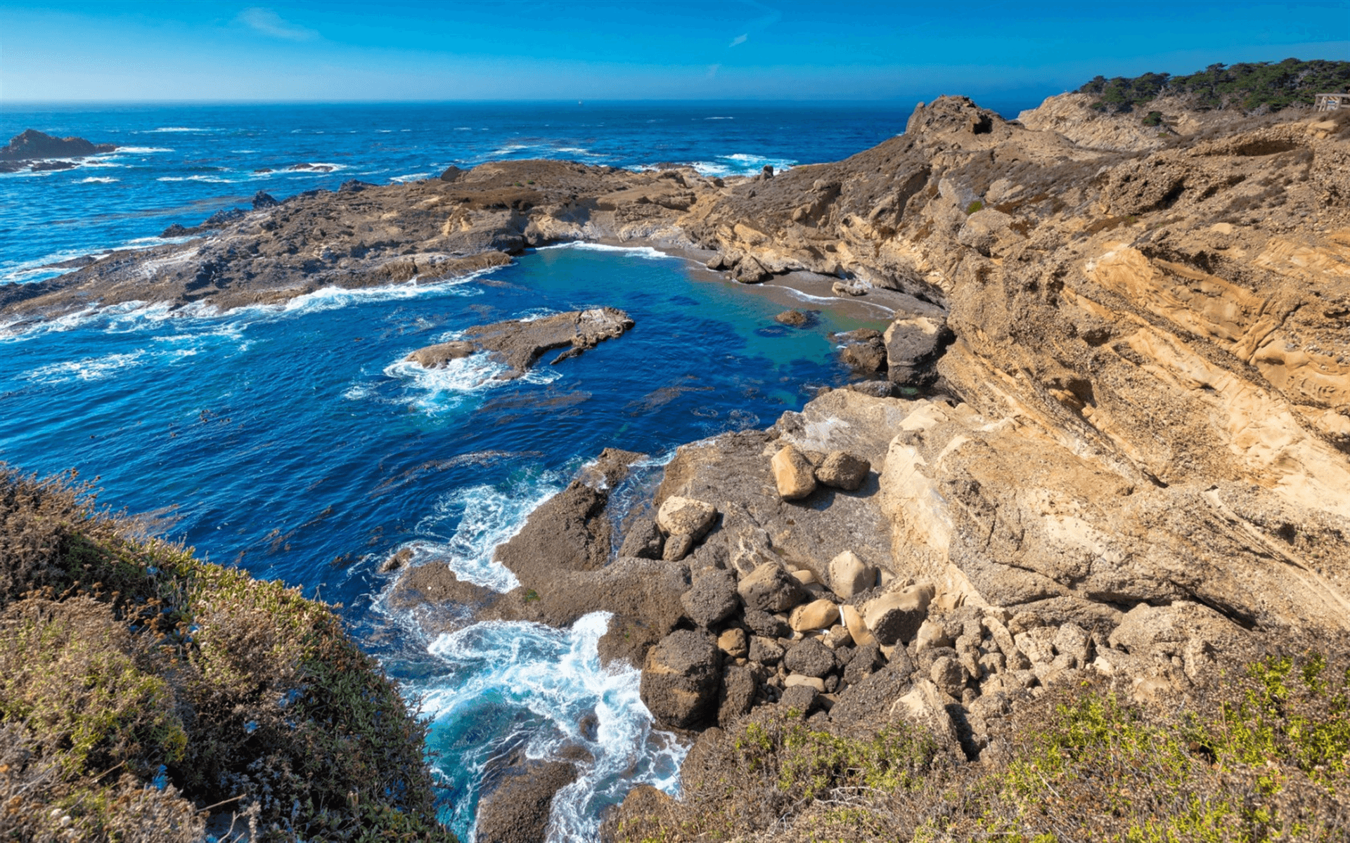 Download wallpaper Pacific Ocean, rocky coast, rocks, waves, bay