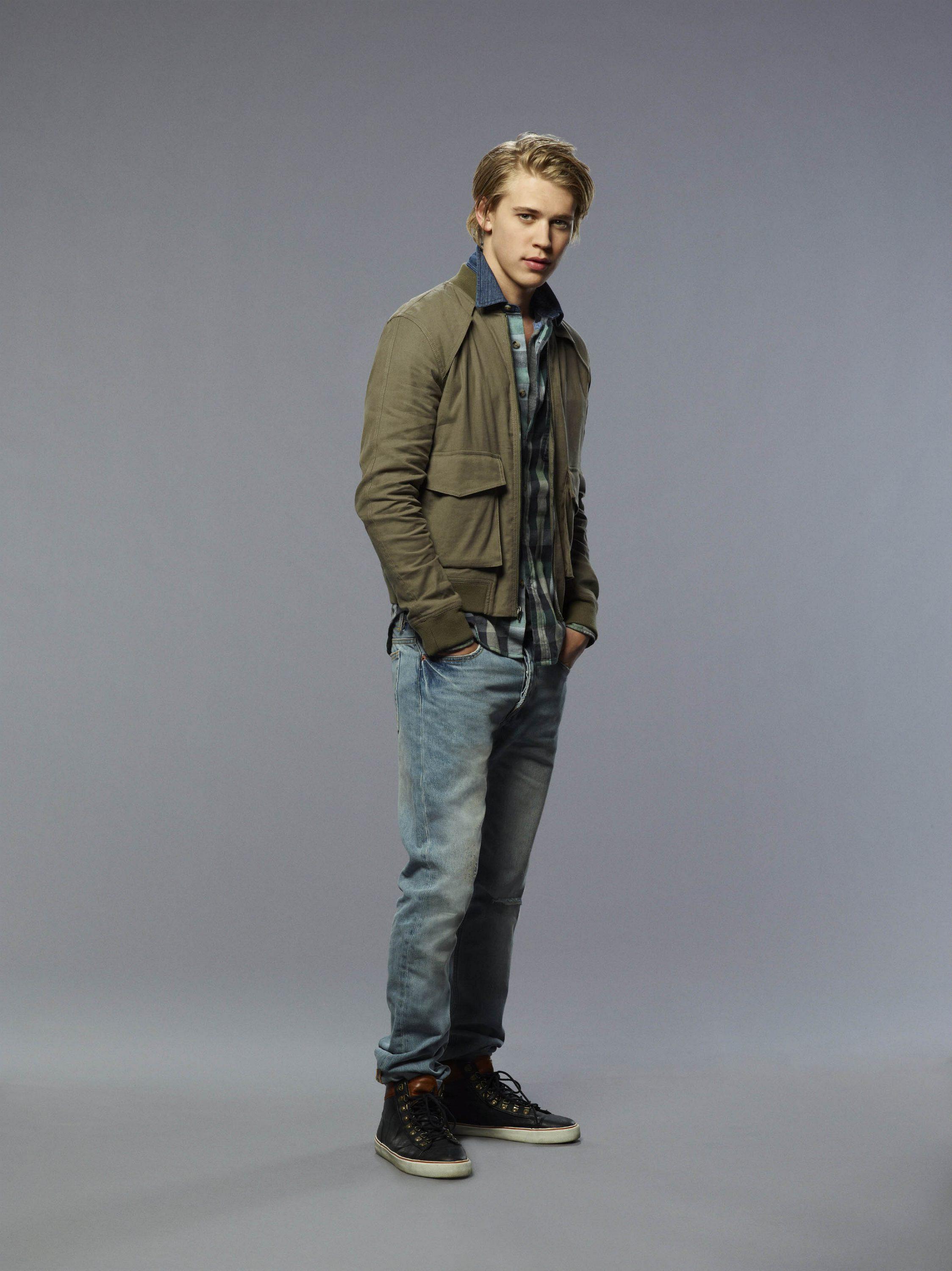 Austin Butler photo gallery best Austin Butler pics. Celebs