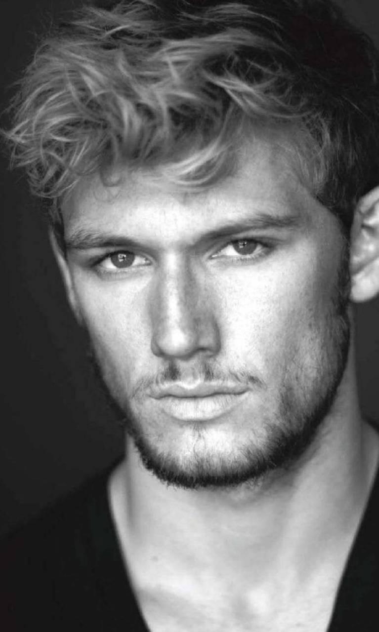 Alex Pettyfer Wallpapers - Wallpaper Cave