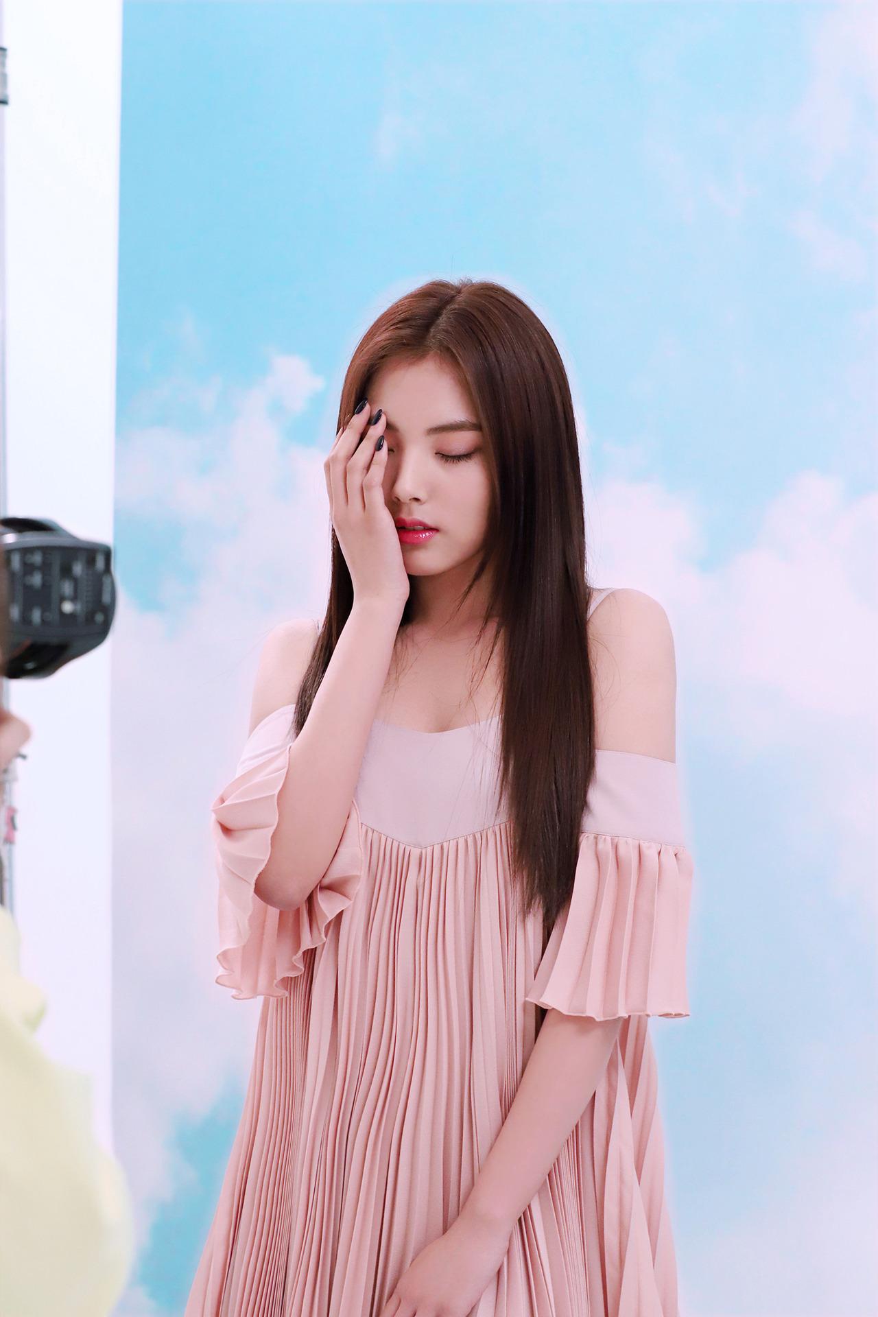 Songhee KPOP Image Board