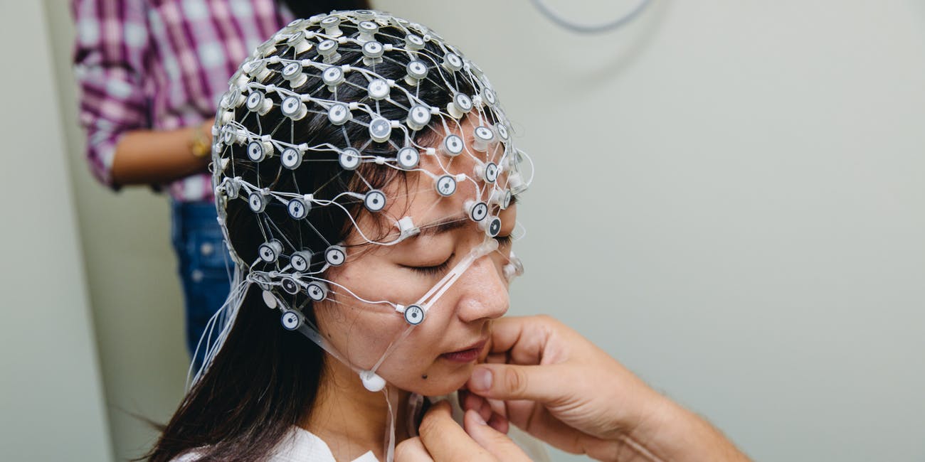 Why Elon Musk Could Beat Mark Zuckerberg to Brain Connectivity