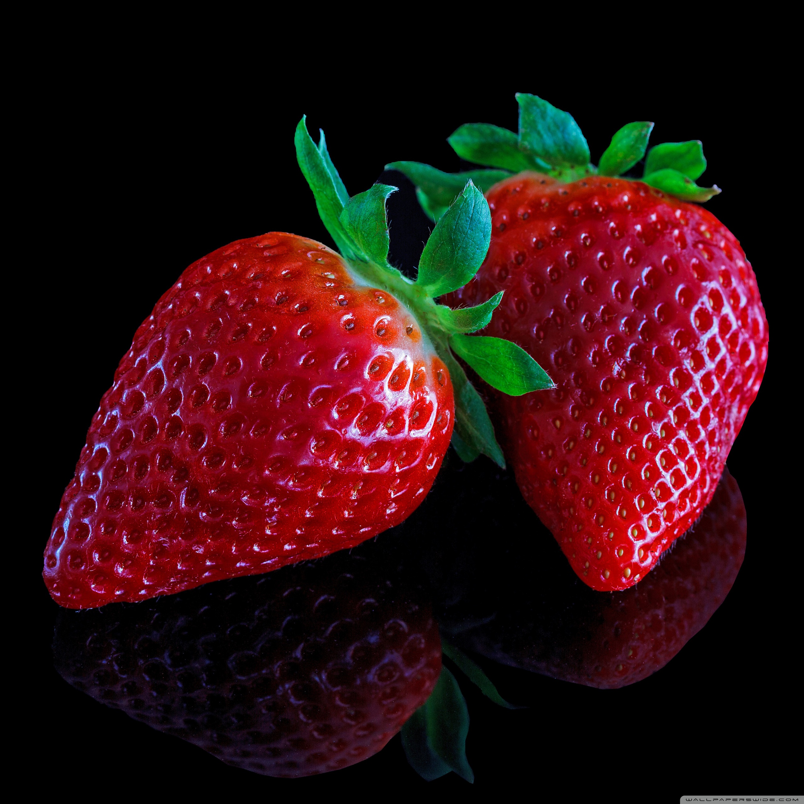 Strawberries On Black Background ❤ 4K HD Desktop Wallpaper for 4K