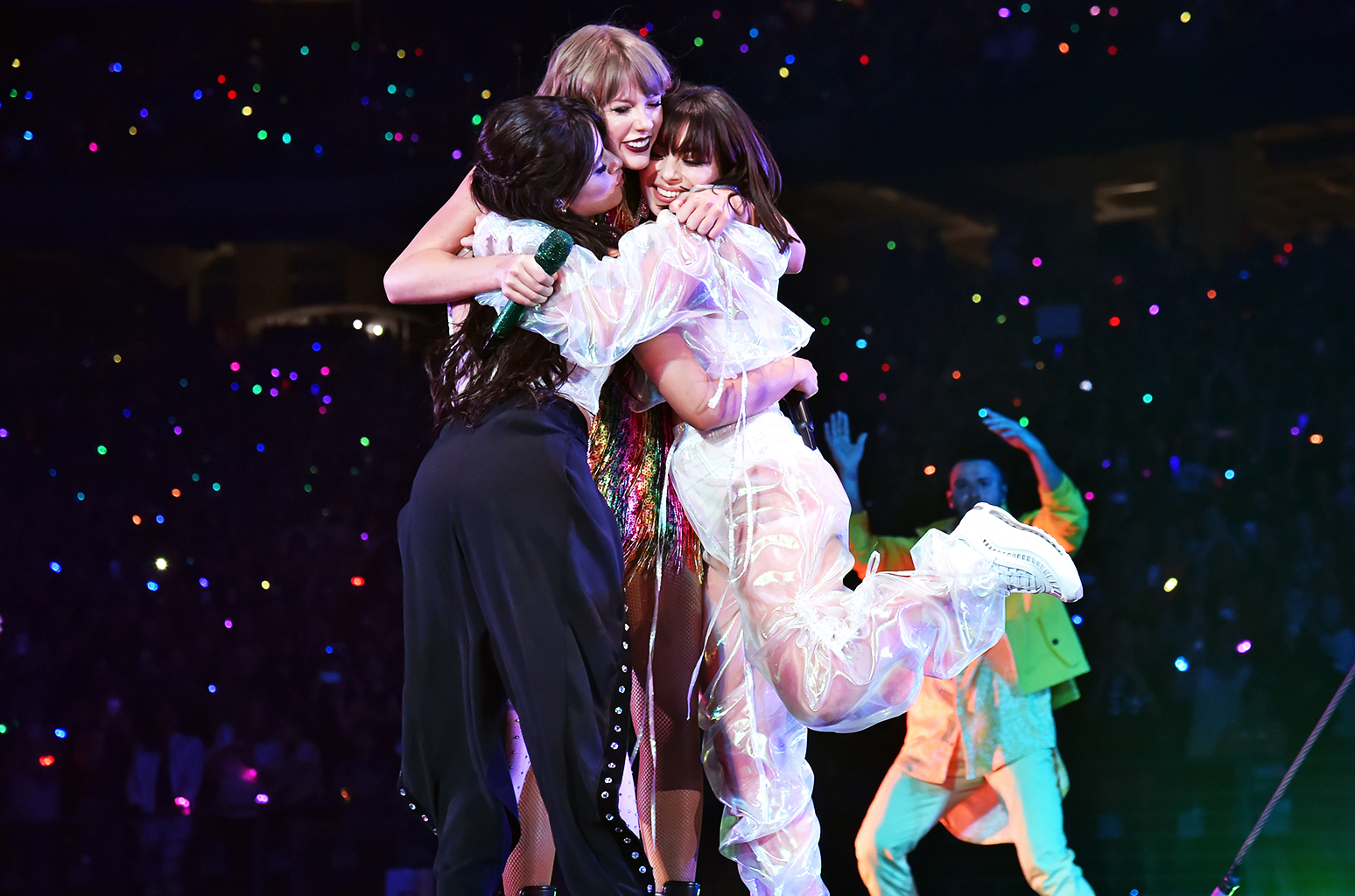 Taylor Swift's Reputation Tour: Twitter Reactions