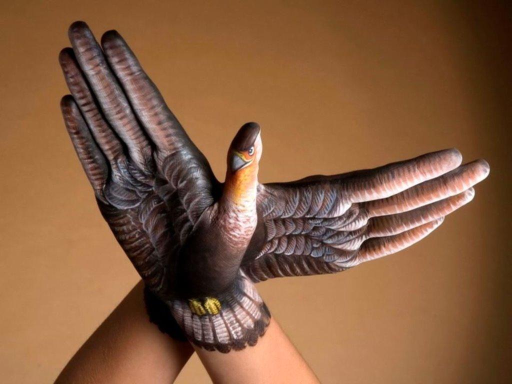 Desktop HD Wallpaper: Beautiful And Fabulous Hand Art