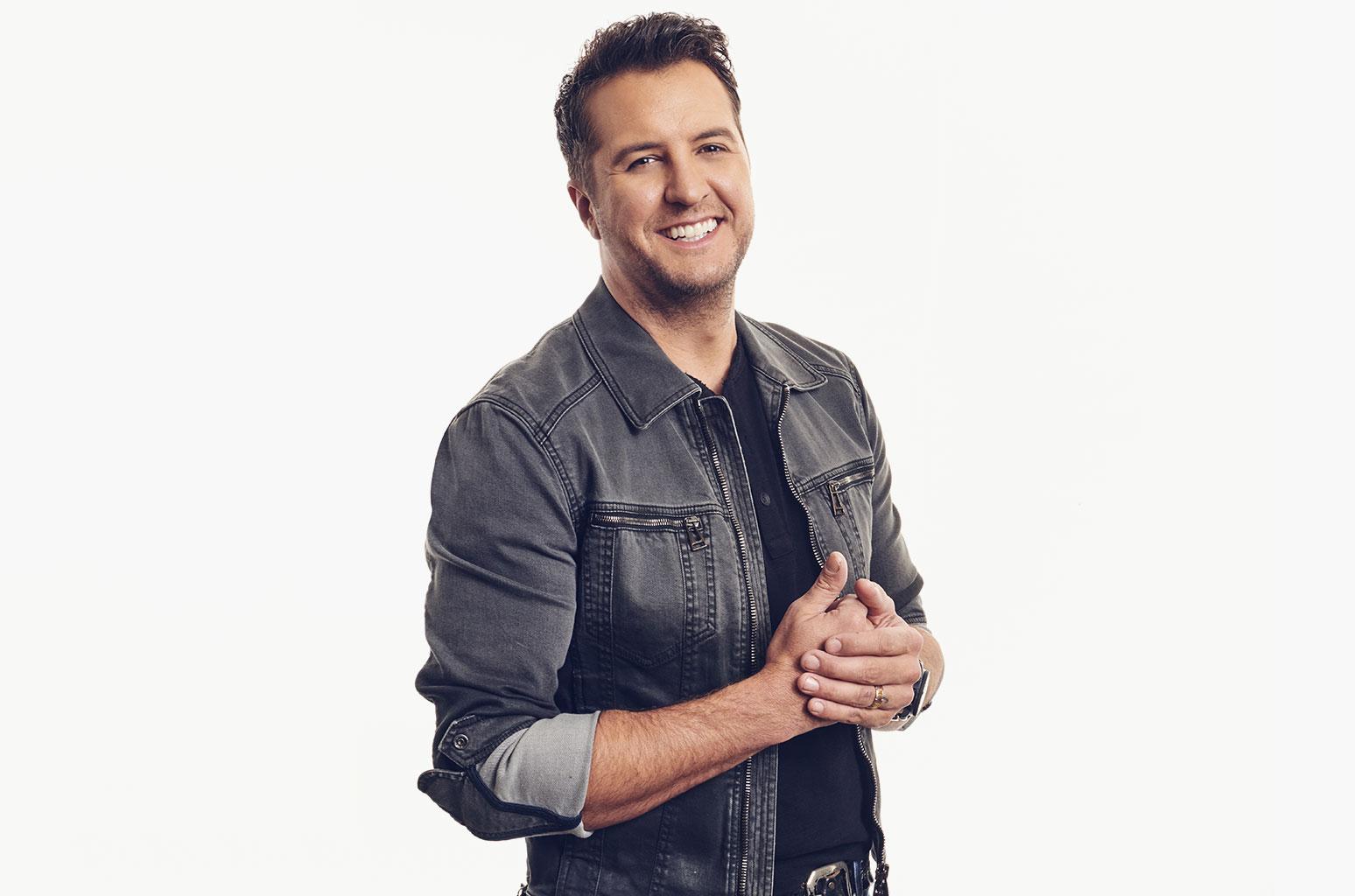 Luke Bryan Rules Top Facebook Live Videos Chart With Acoustic.