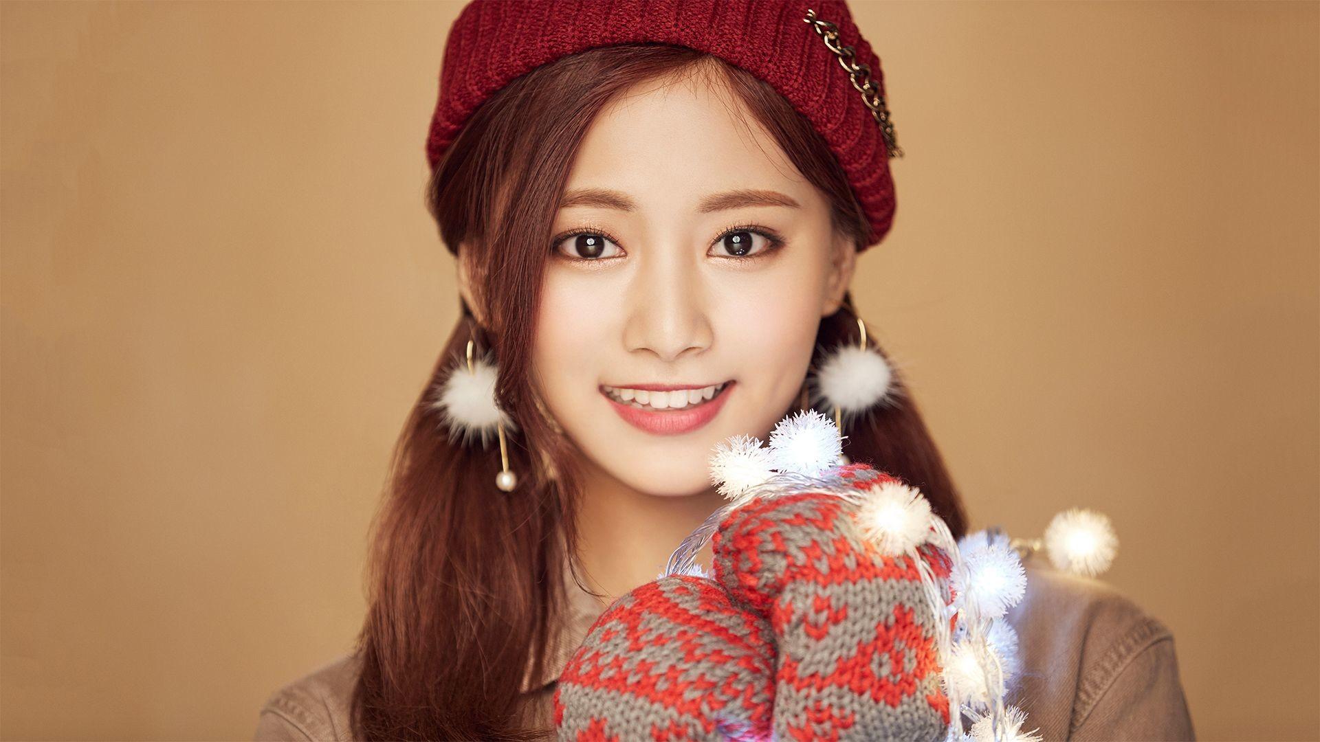 Tzuyu Wallpaper background picture