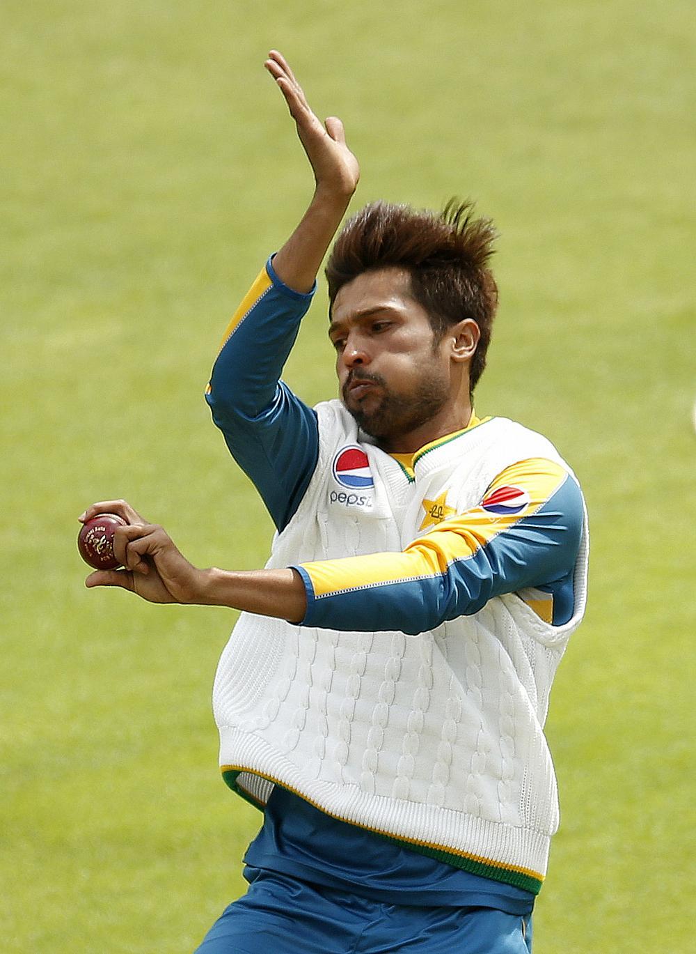 Mohammad Amir Bowling Action