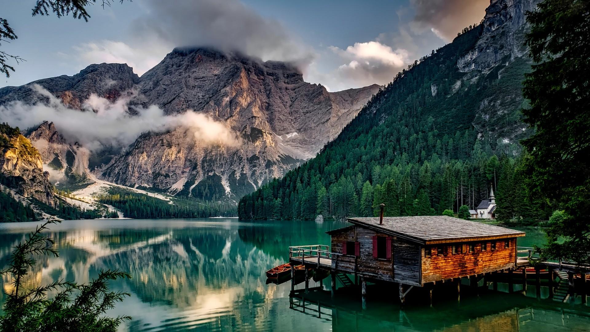 #building, #clouds, #landscape, #Italy, #boat, #house