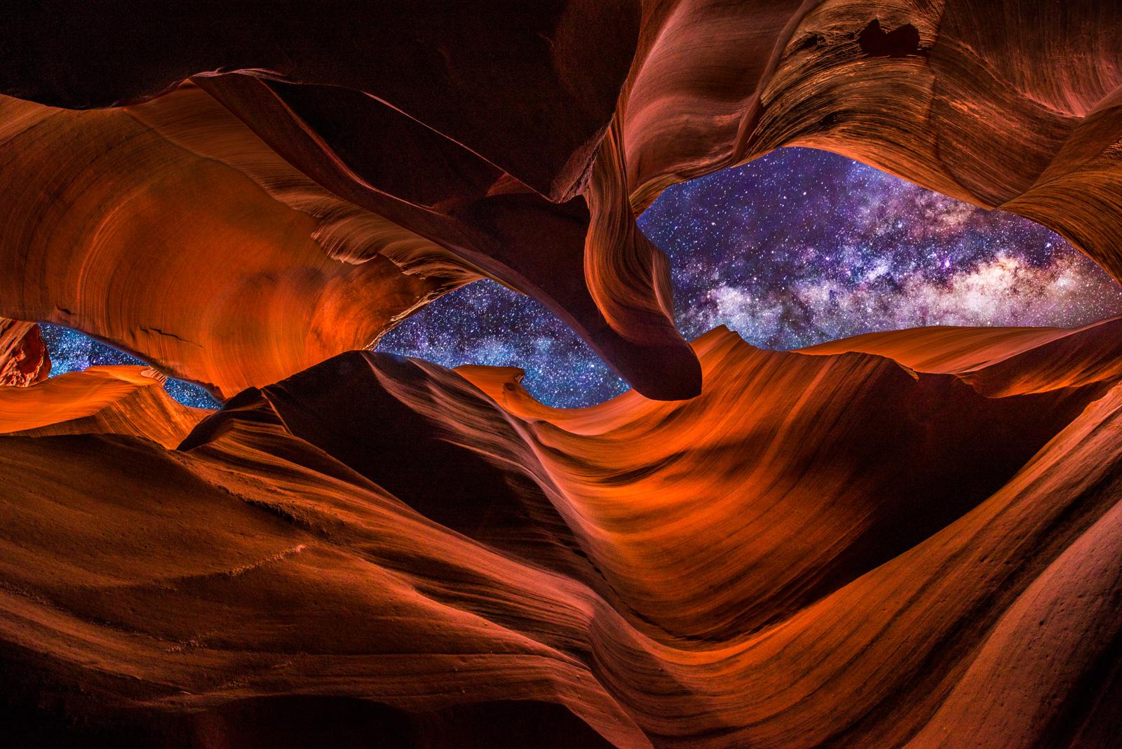 The Milky Way above Antelope Canyon, Arizona [1600×1068]
