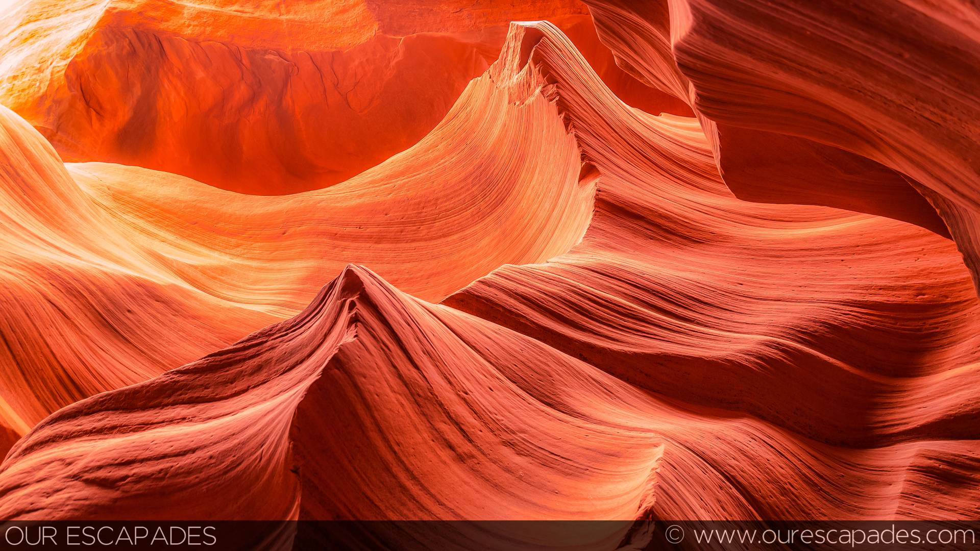Lower antelope canyon twin peaks shapes