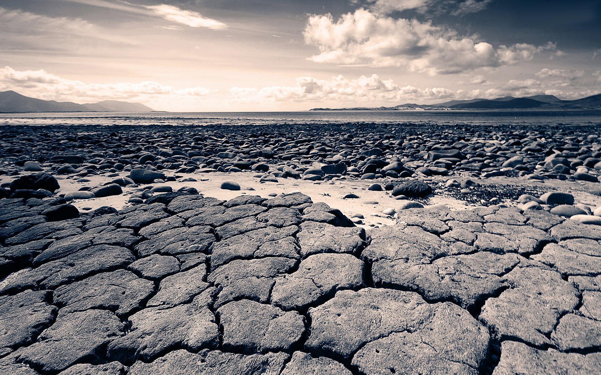 Moon Desert Night Cracked Ground HD wallpaper Gallery