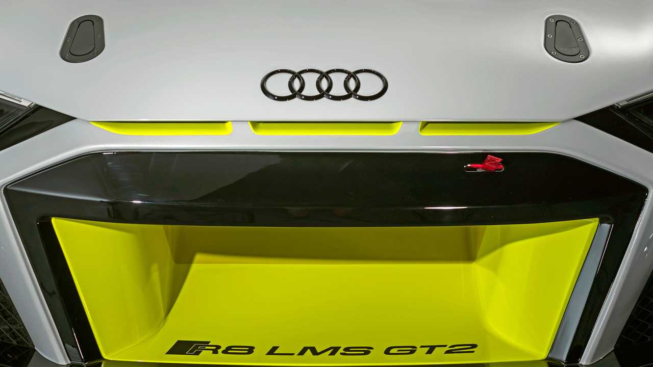 Audi R8 LMS GT2 Is A Wild Race Car With 630 HP [UPDATE]