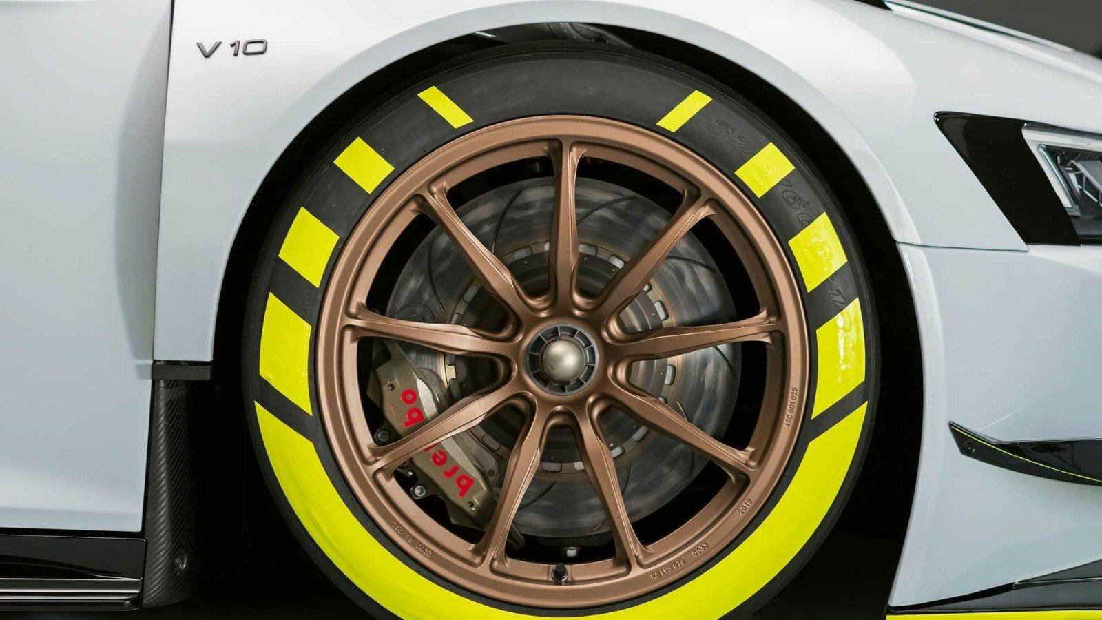 Audi R8 LMS GT2 is a Wild 630 HP Race Car