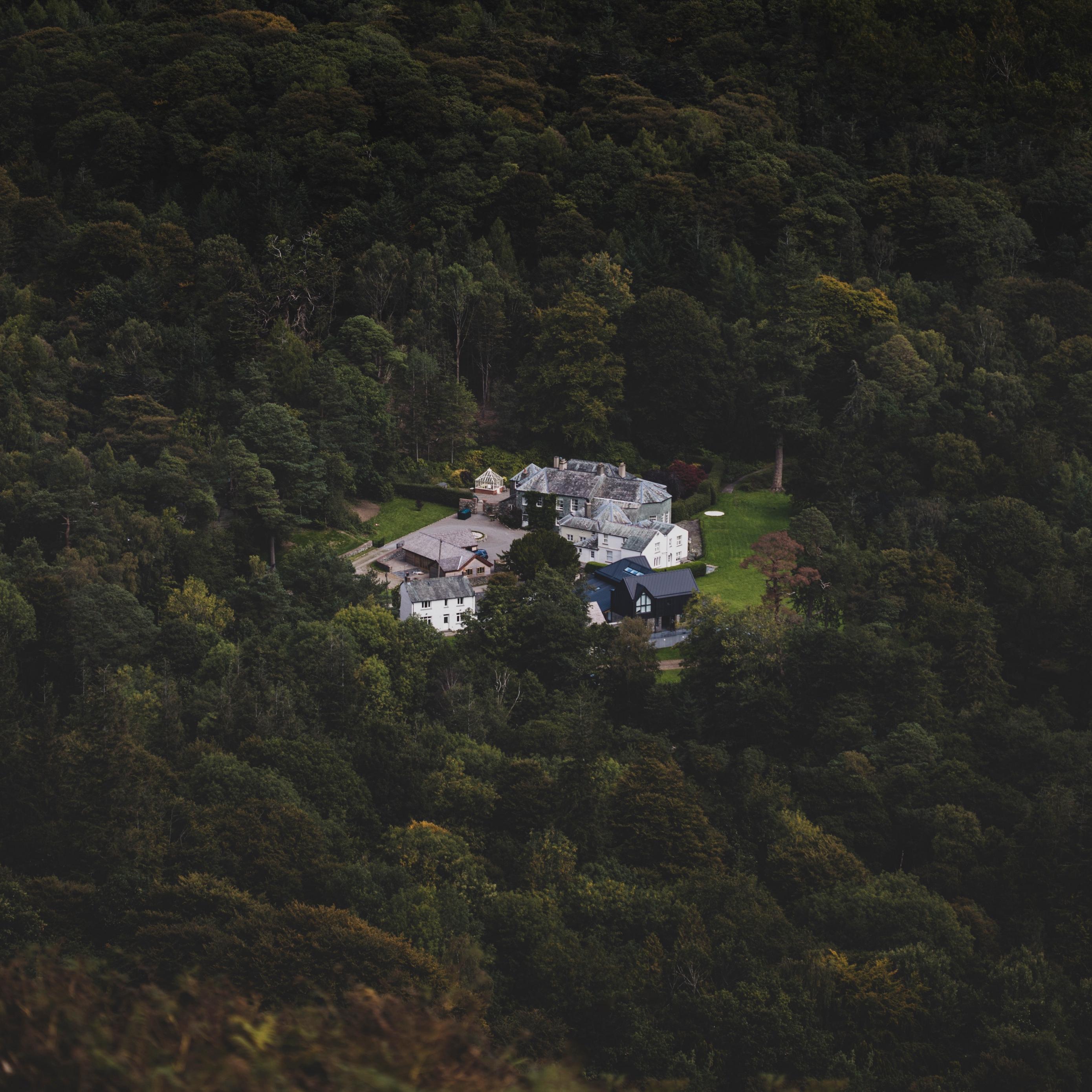 Download wallpaper 2780x2780 castle, homestead, view from above