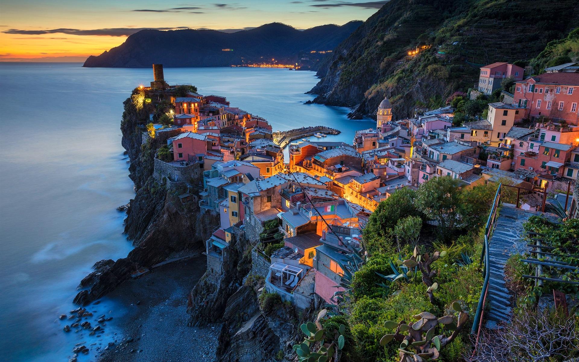Wallpaper Italy, Vernazza, Cinque Terre, Liguria, houses, lights