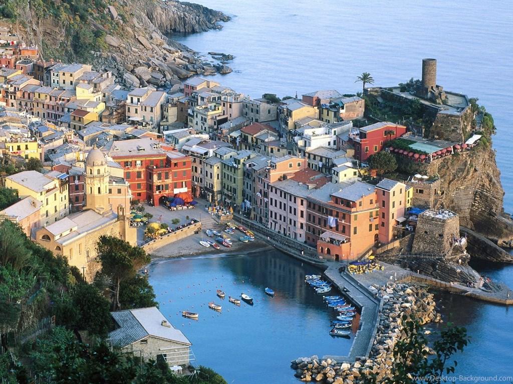 Download Manarola Cinque Terre Italy Wallpaper HD Desktop Background